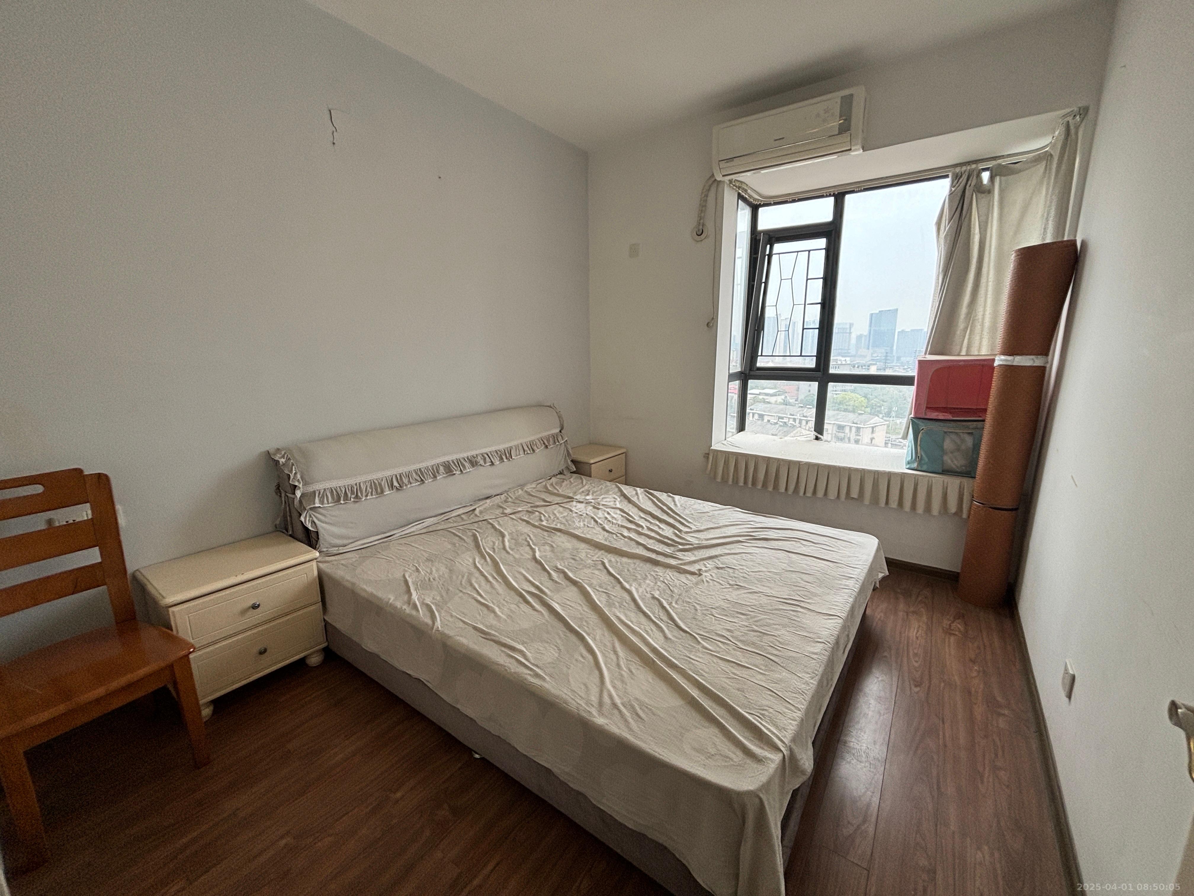 金领家族 2室2厅1卫 1800.0元/月 金领家族 2室2厅1卫 1800.0元/月室内图