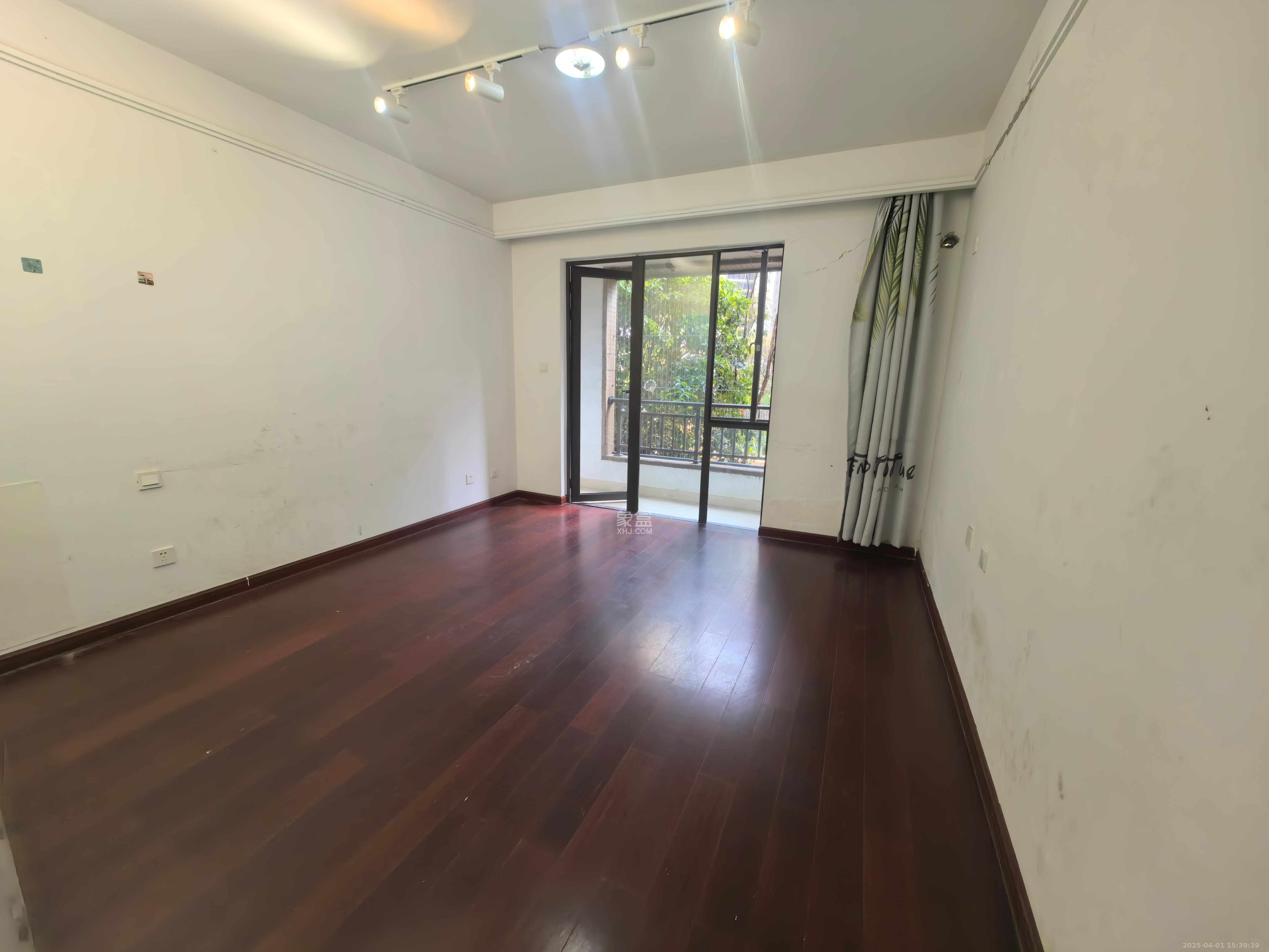 中海国际四期 4室2厅2卫 2500.0元/月 中海国际四期 4室2厅2卫 2500.0元/月室内图