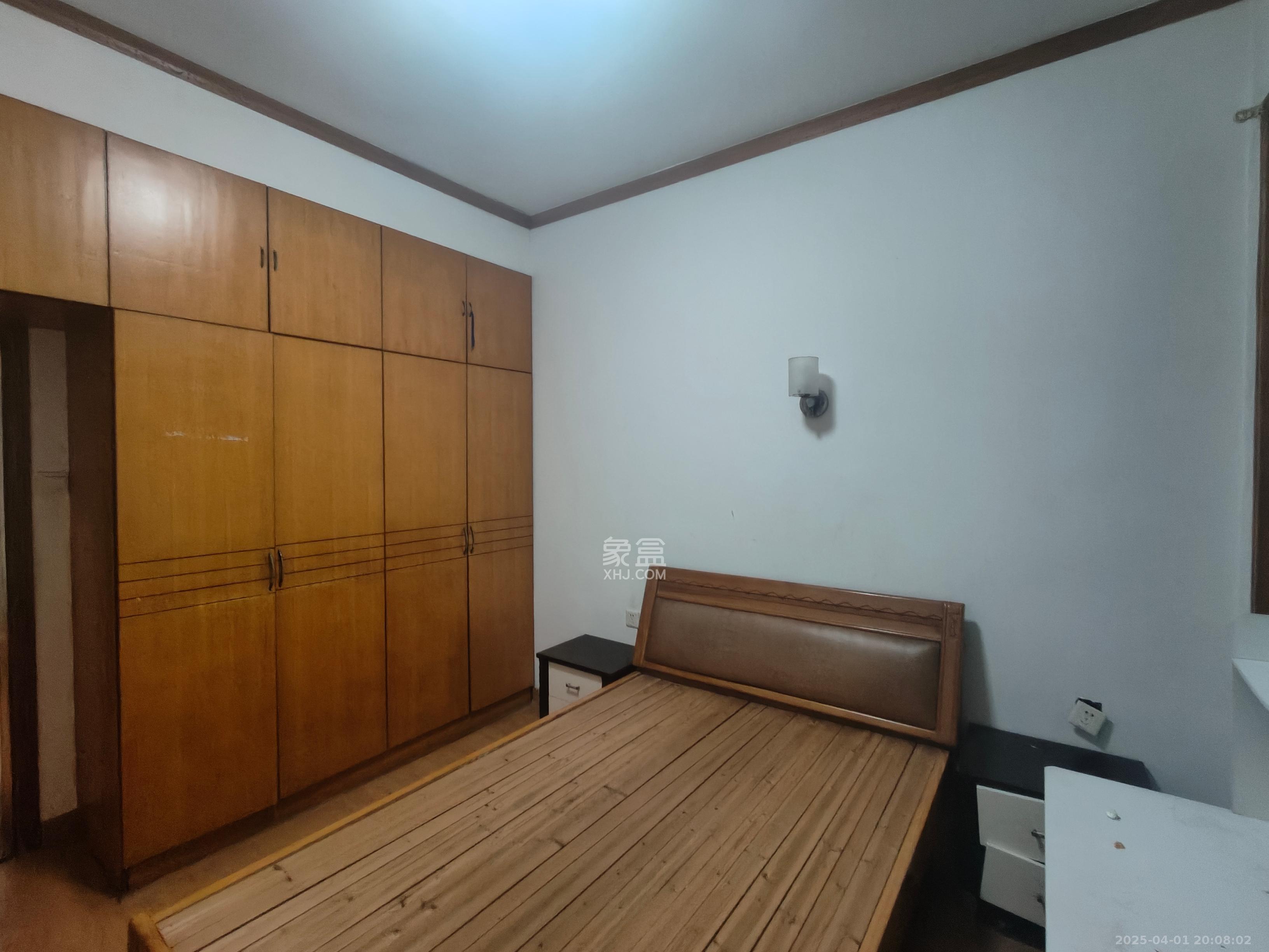 省机械工业学院(湖南工业职业学院雨花校区) 3室1厅1卫 1400.0元/月 省机械工业学院(湖南工业职业学院雨花校区) 3室1厅1卫 1400.0元/月室内图