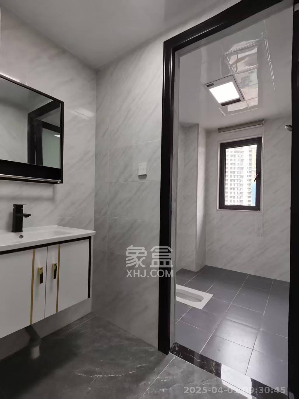 保利和光塵樾  4室2廳1衛(wèi)   3400.00元/月室內(nèi)圖