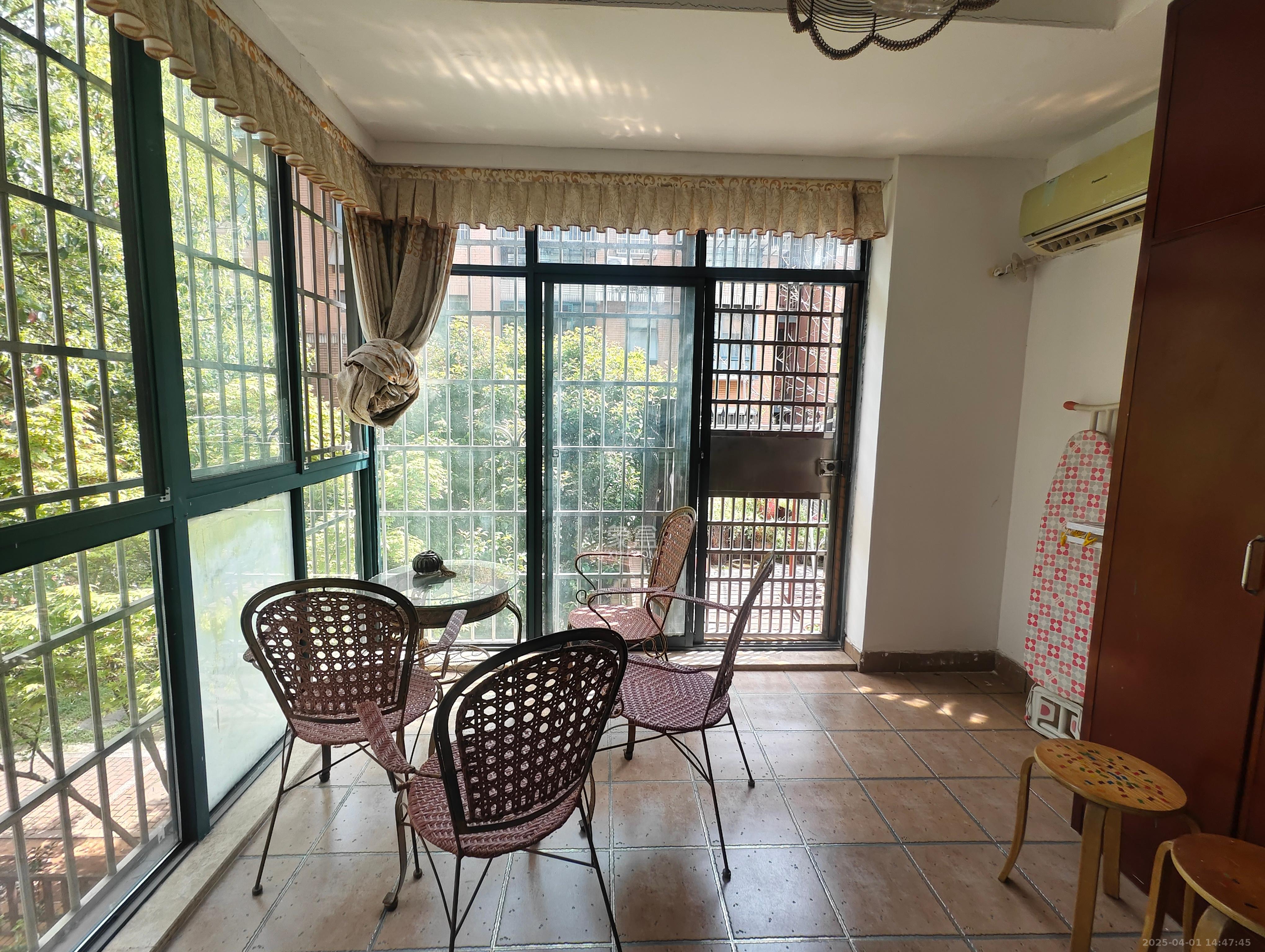 东业早安星城 3室2厅2卫 2200.0元/月 东业早安星城 3室2厅2卫 2200.0元/月室内图