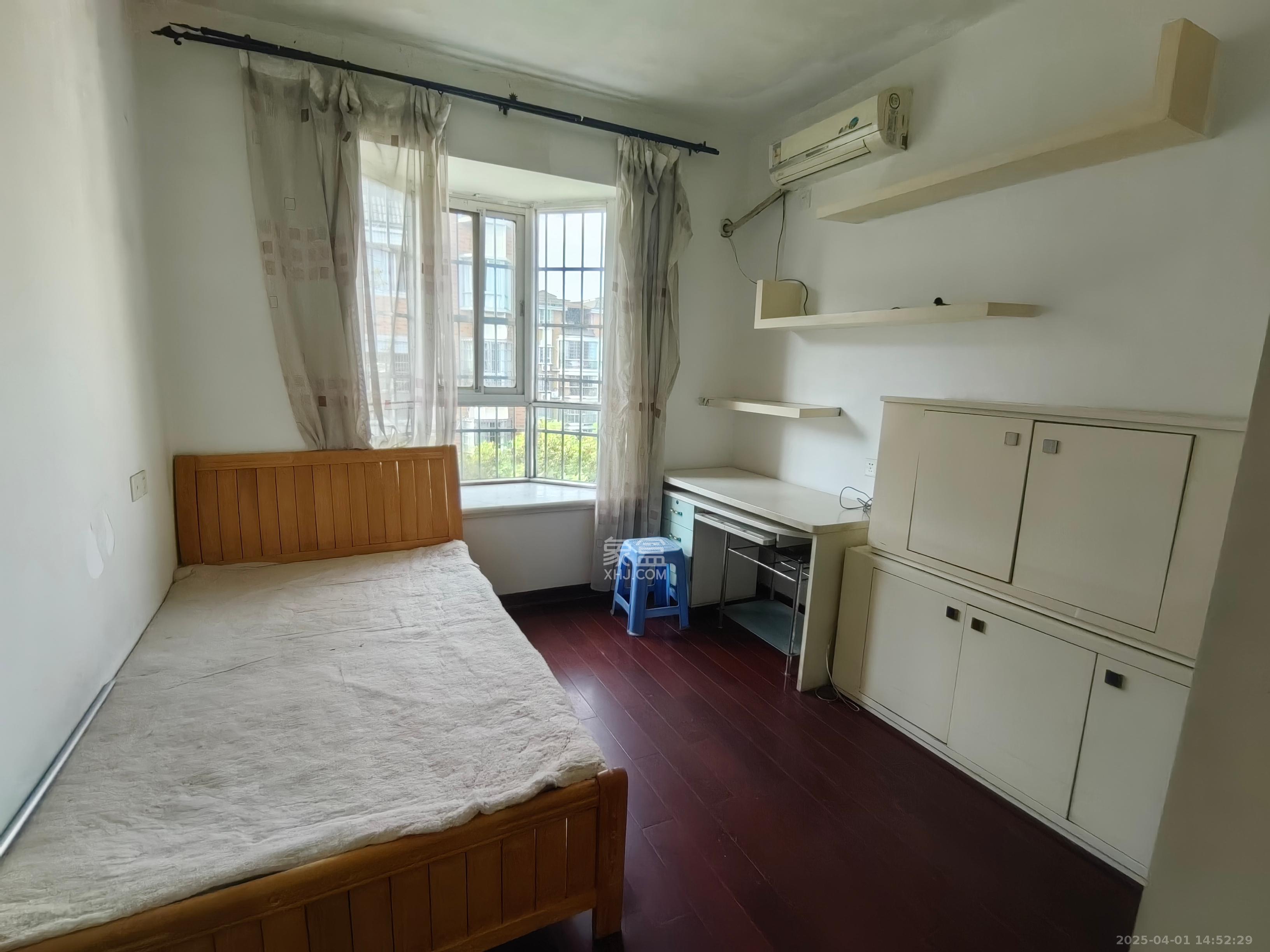 岚园新城 3室2厅2卫 1300.0元/月 岚园新城 3室2厅2卫 1300.0元/月室内图