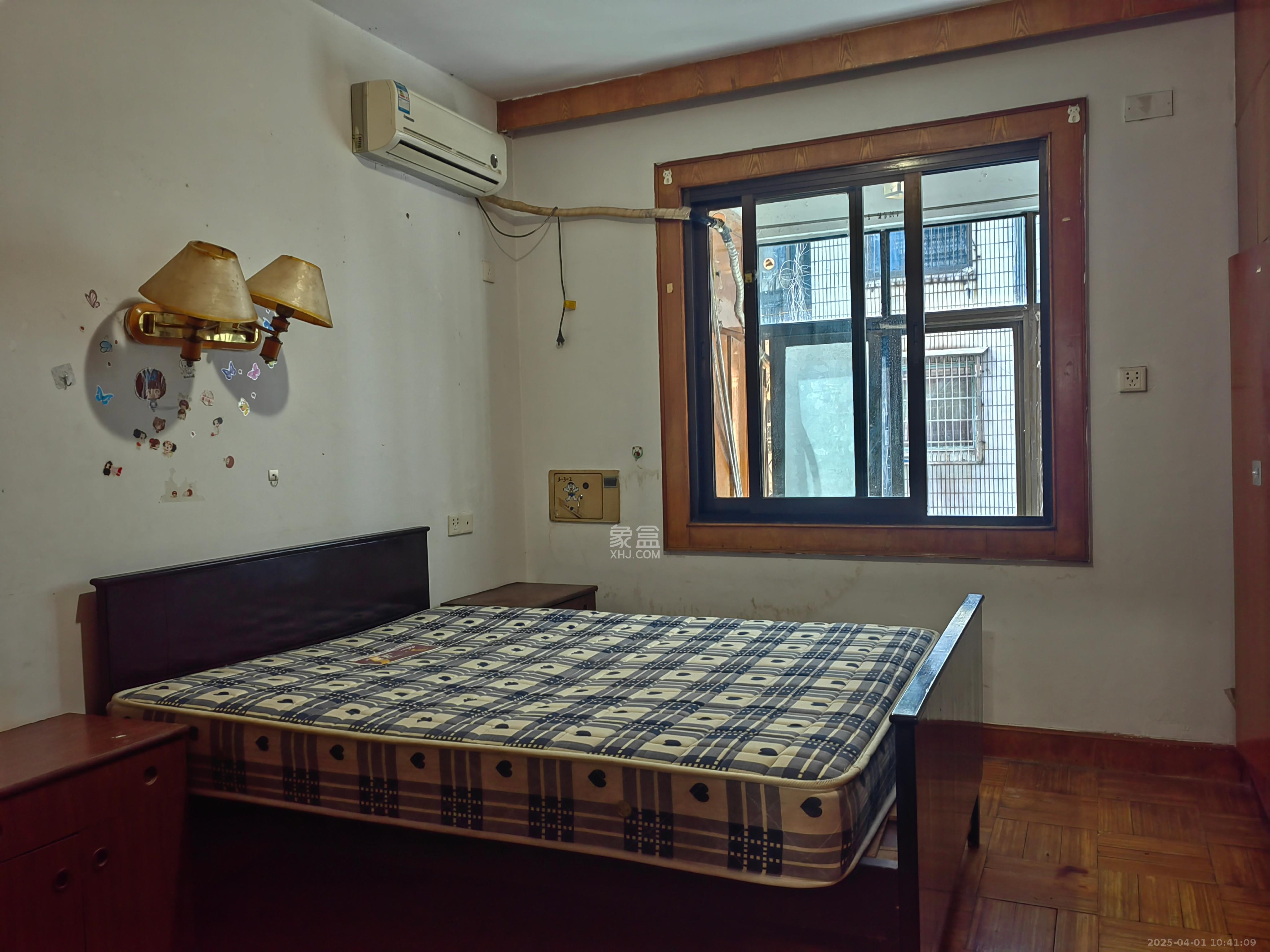 双银花园 3室2厅1卫 1600.0元/月 双银花园 3室2厅1卫 1600.0元/月室内图