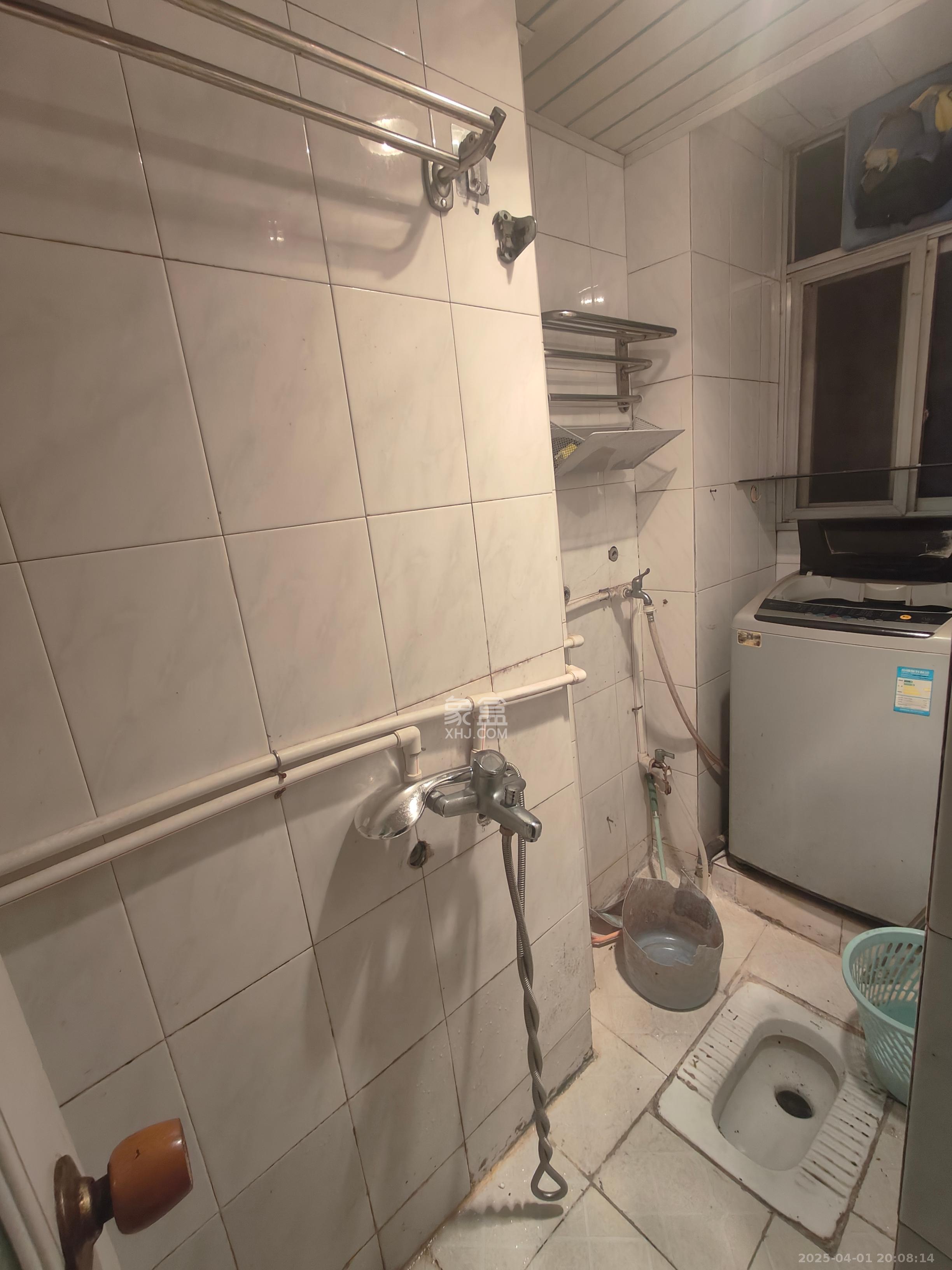 省机械工业学院(湖南工业职业学院雨花校区) 3室1厅1卫 1400.0元/月 省机械工业学院(湖南工业职业学院雨花校区) 3室1厅1卫 1400.0元/月室内图