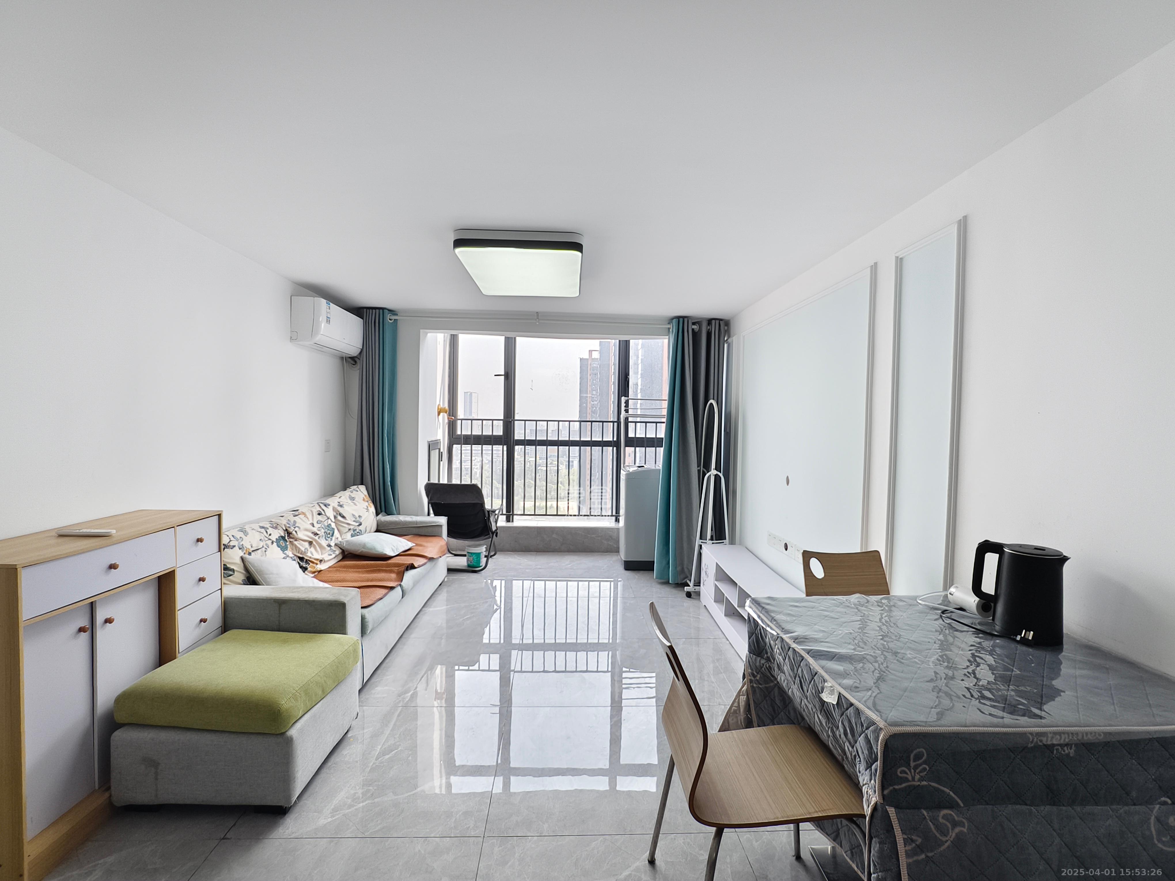 海伦春天 2室1厅1卫 1700.0元/月 海伦春天 2室1厅1卫 1700.0元/月室内图