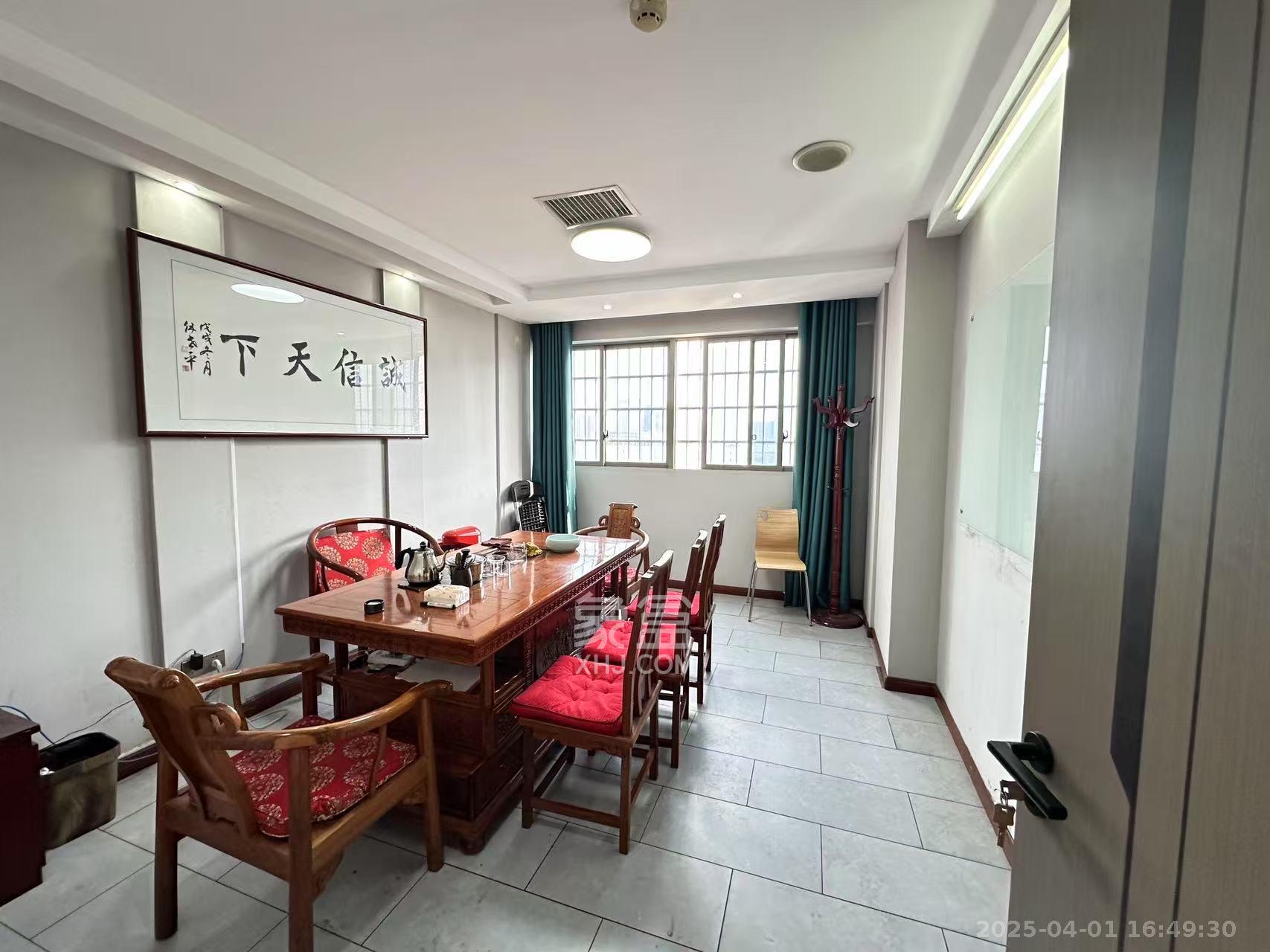 汇达国际公馆（汇达大厦）  1室3厅0卫   16000.00元/月室内图