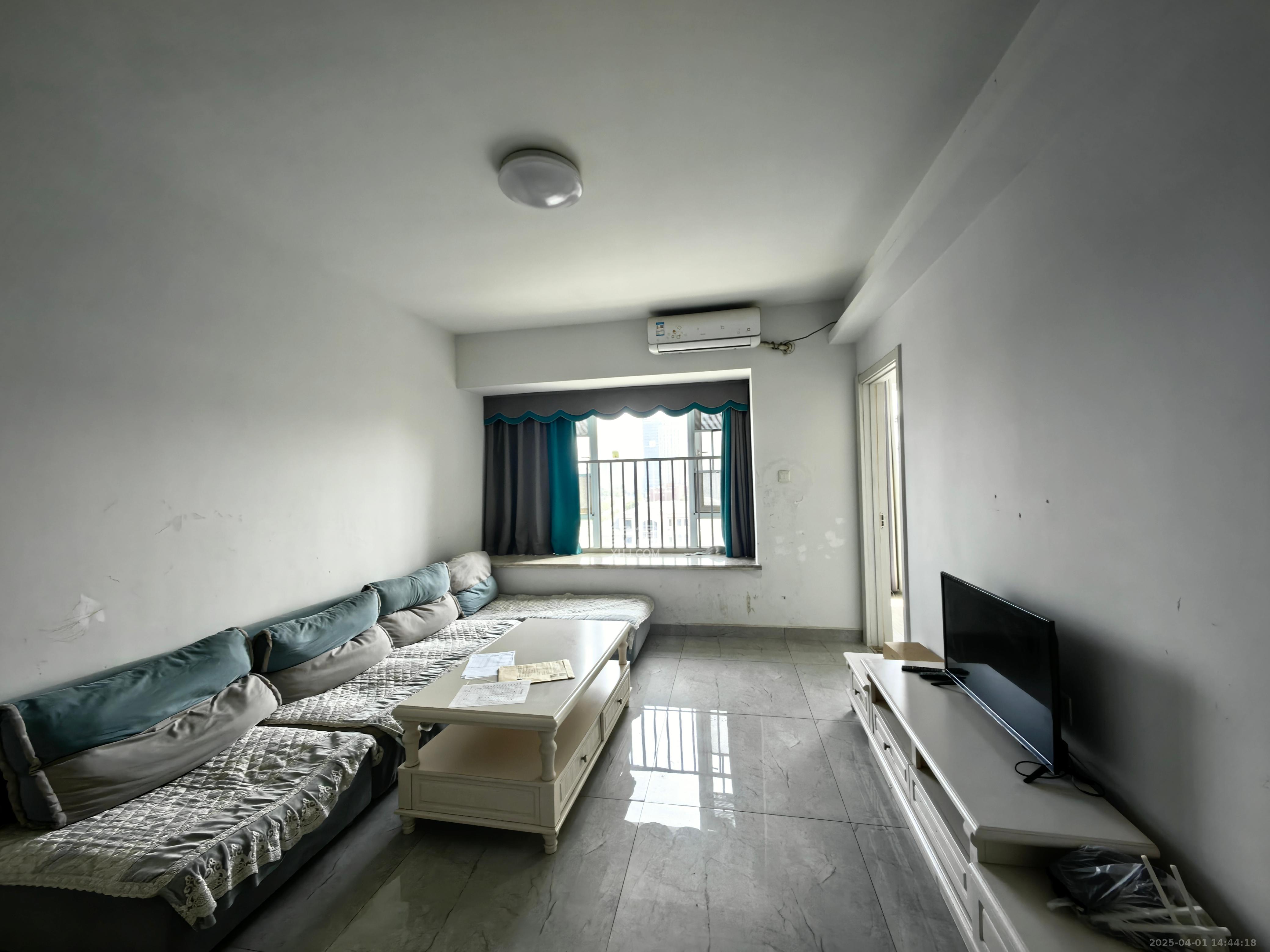 三一街区  3室1厅1卫    1600.0元/月室内图