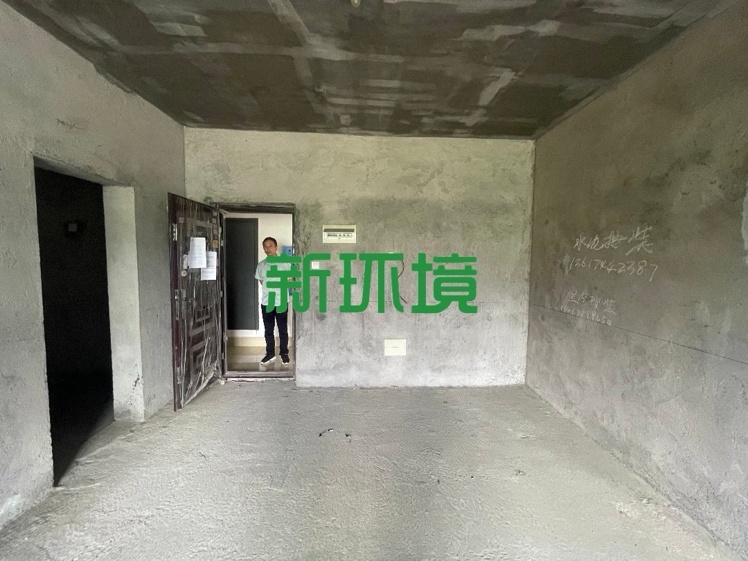 西溪美景  3室2厅2卫   56.00万客厅