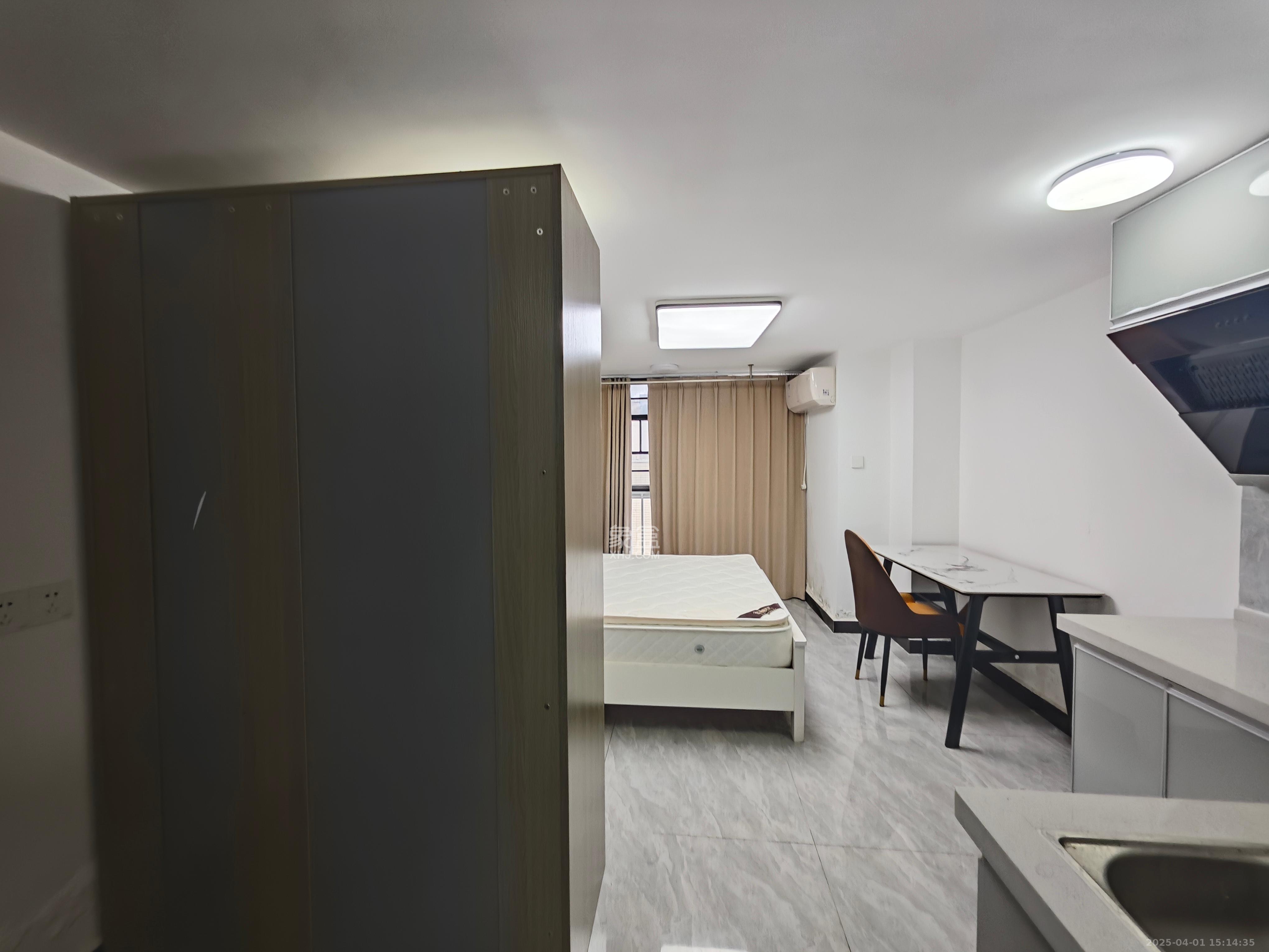 金地中交麓谷香颂(金地中交雅苑) 1室1厅1卫 1400.0元/月 金地中交麓谷香颂(金地中交雅苑) 1室1厅1卫 1400.0元/月室内图