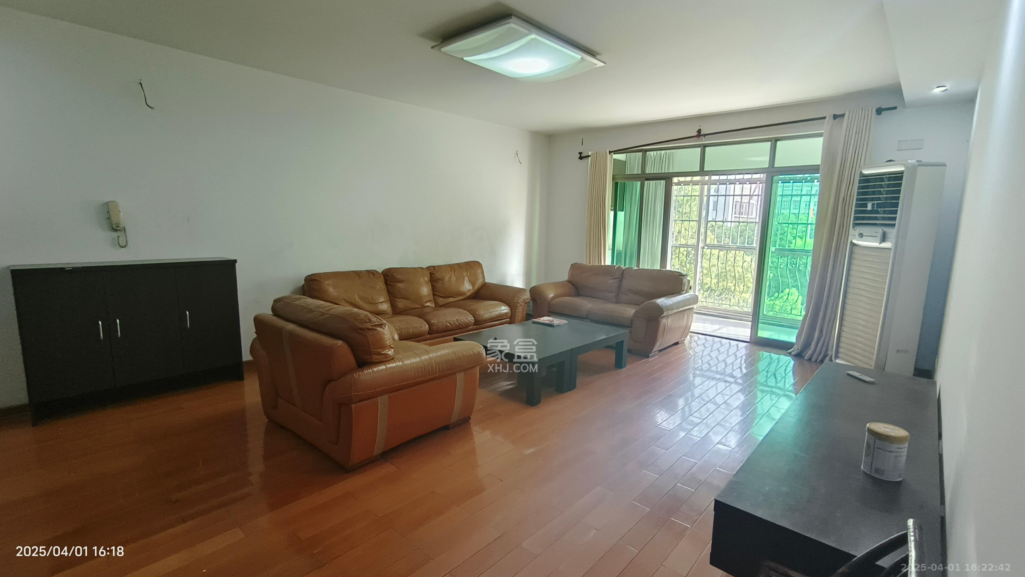 锦泰家园(锦泰商务大厦) 3室2厅2卫 2800.0元/月 锦泰家园(锦泰商务大厦) 3室2厅2卫 2800.0元/月室内图