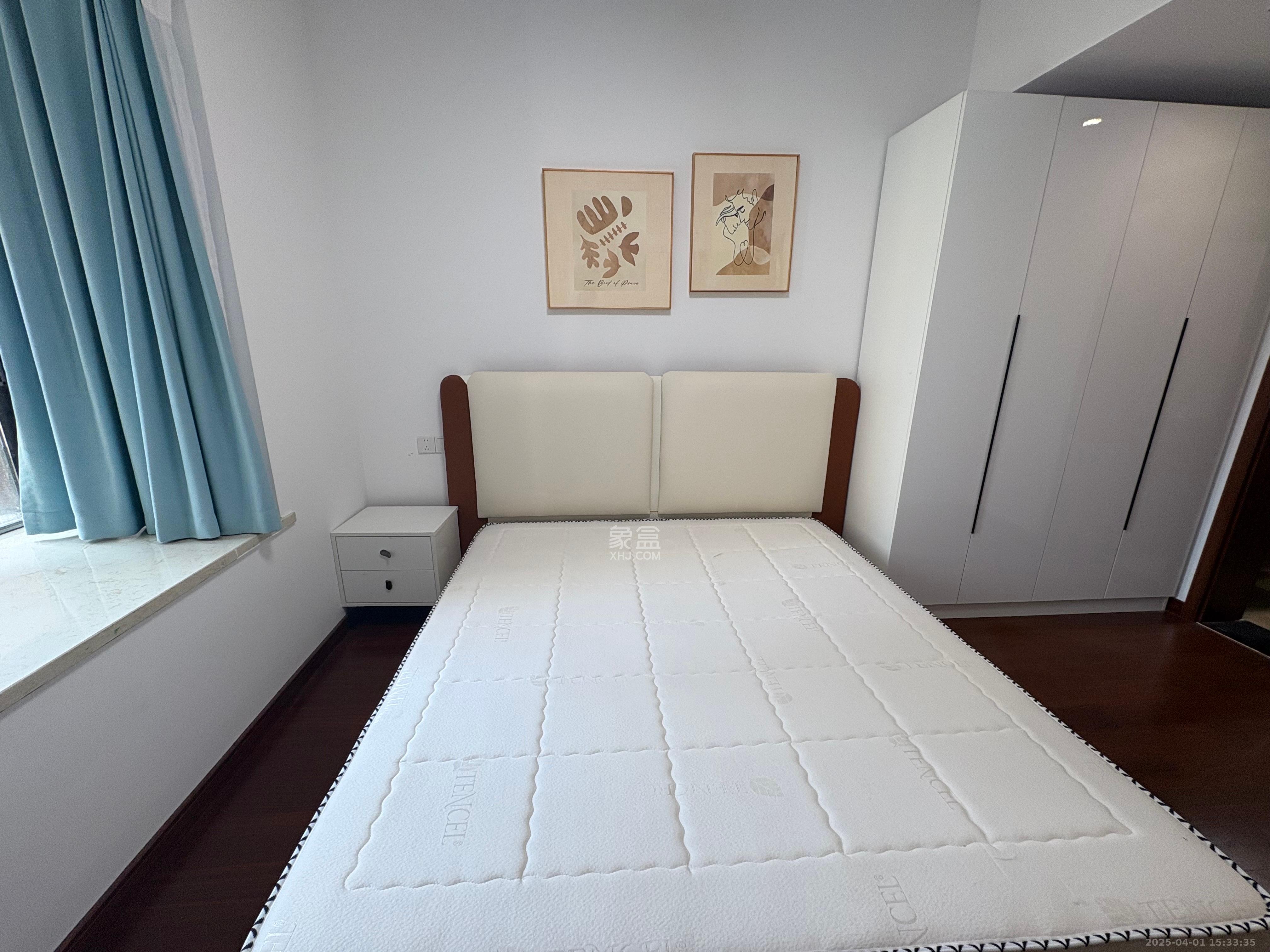 万润滨江天著  4室2厅2卫   4000.00元/月室内图
