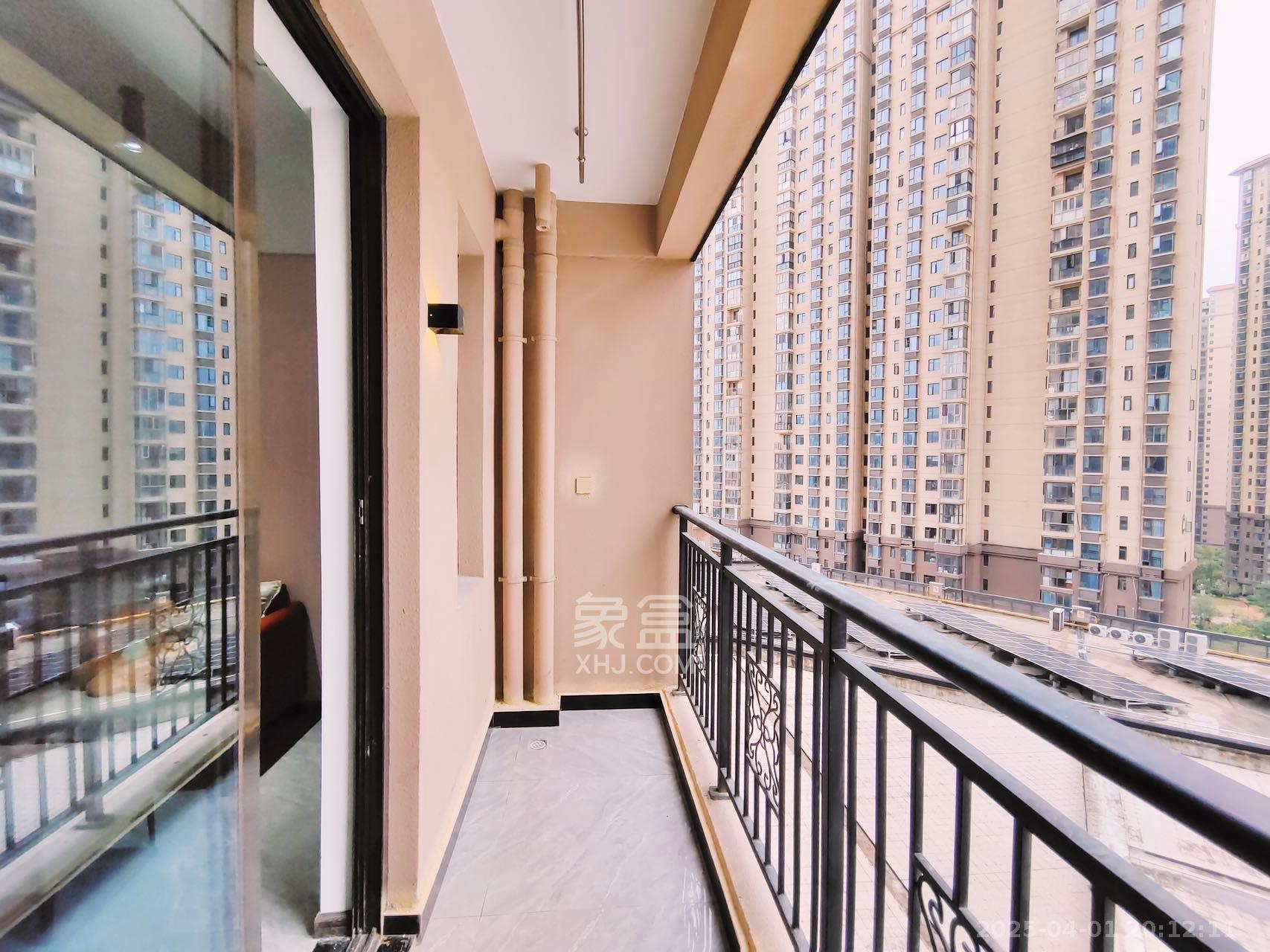 江山帝景哈佛  1室1厅1卫    1350.0元/月 江山帝景哈佛  1室1厅1卫    1350.0元/月室内图