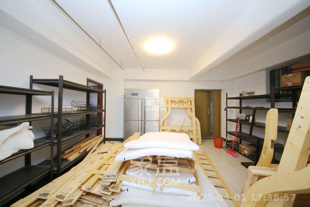 金烨融府 3室1厅1卫 3200.0元/月 金烨融府 3室1厅1卫 3200.0元/月室内图