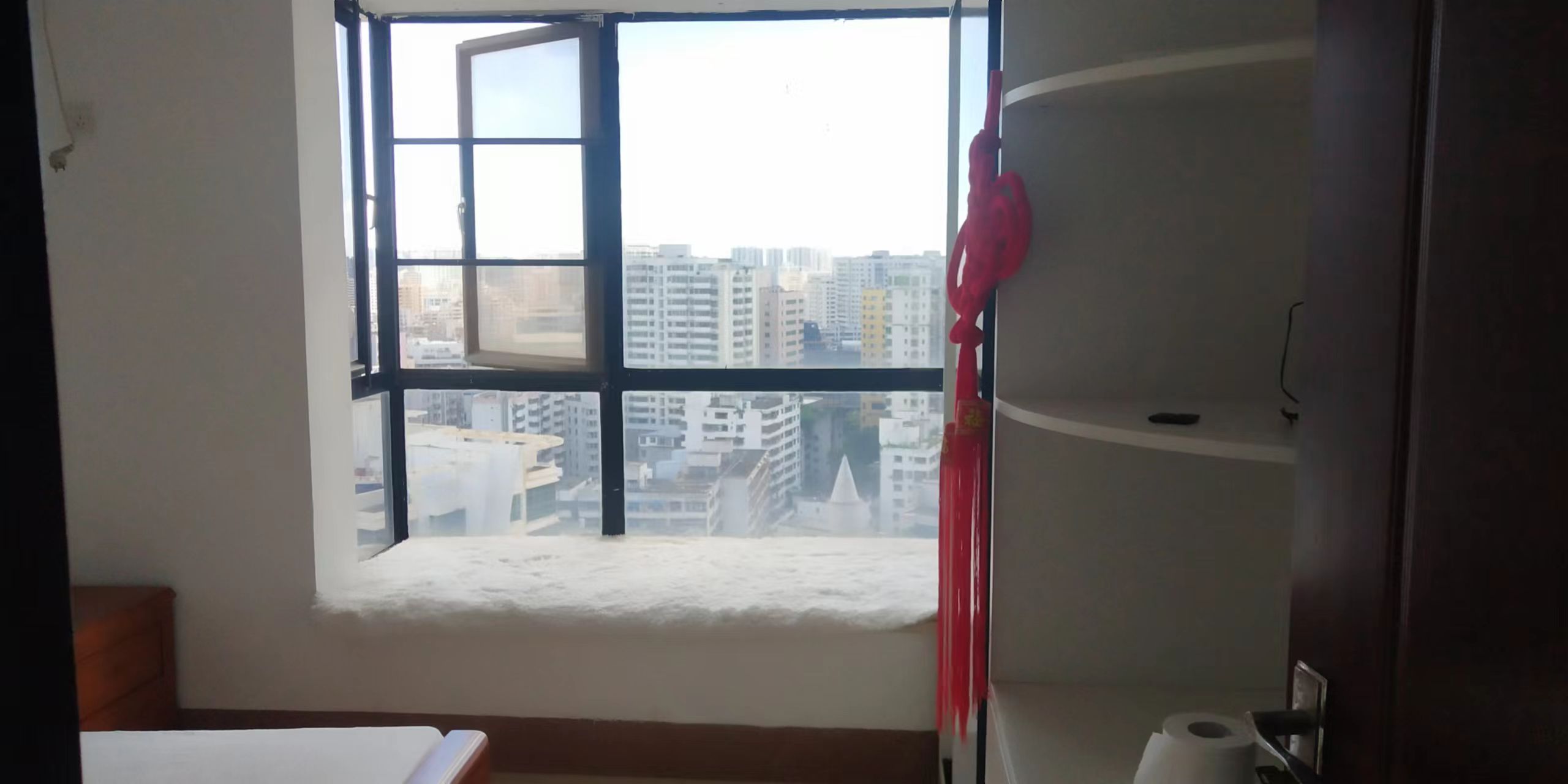 第五大道 2室1厅1卫 2600.0元/月 第五大道 2室1厅1卫 2600.0元/月室内图