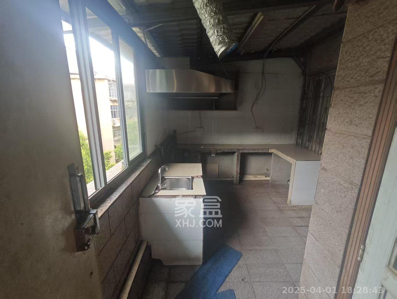 糖酒公司宿舍 3室2厅2卫 2600.0元/月 糖酒公司宿舍 3室2厅2卫 2600.0元/月室内图