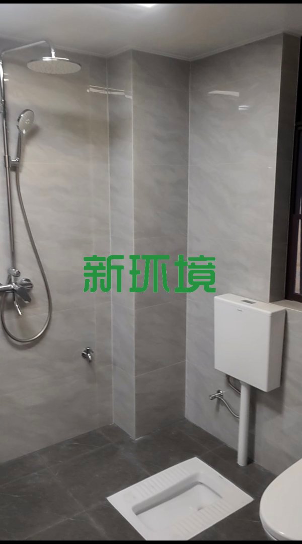 山水印象澜庭  3室2厅2卫   112.00万客厅