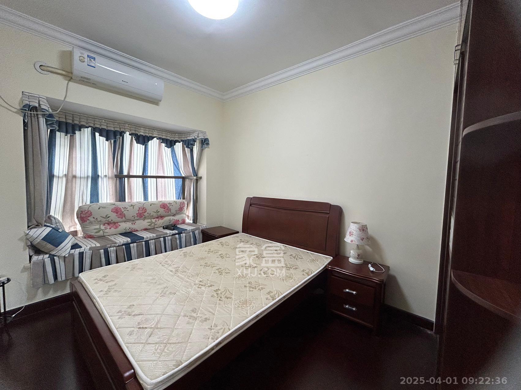 恒大翡翠华庭  3室2厅1卫    2400.0元/月 恒大翡翠华庭  3室2厅1卫    2400.0元/月室内图