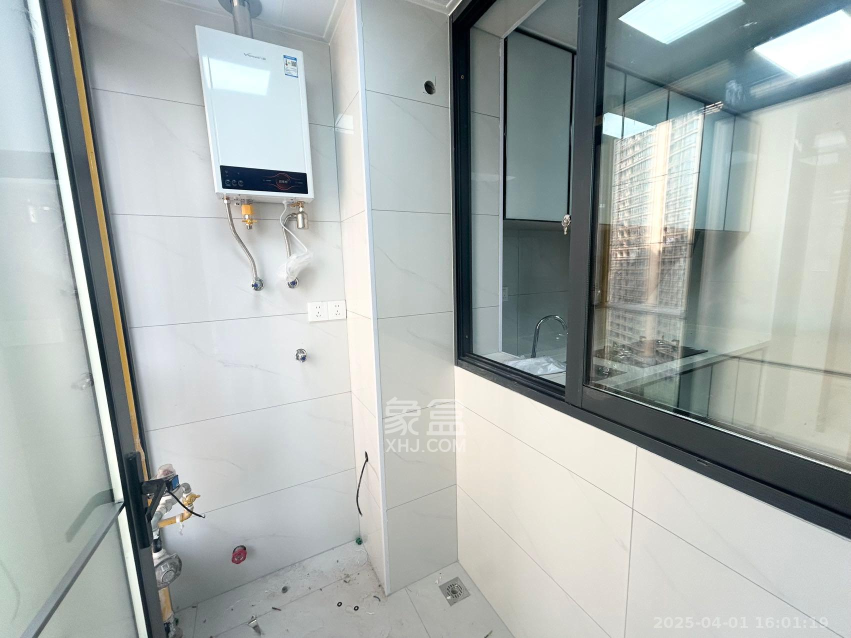 莲馨苑  1室1厅1卫   1700.00元/月室内图