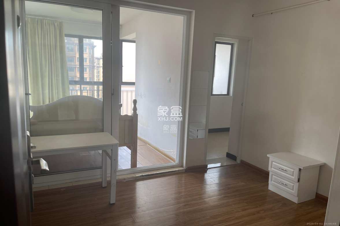 兴汝金城 1室1厅1卫 900.0元/月 兴汝金城 1室1厅1卫 900.0元/月室内图