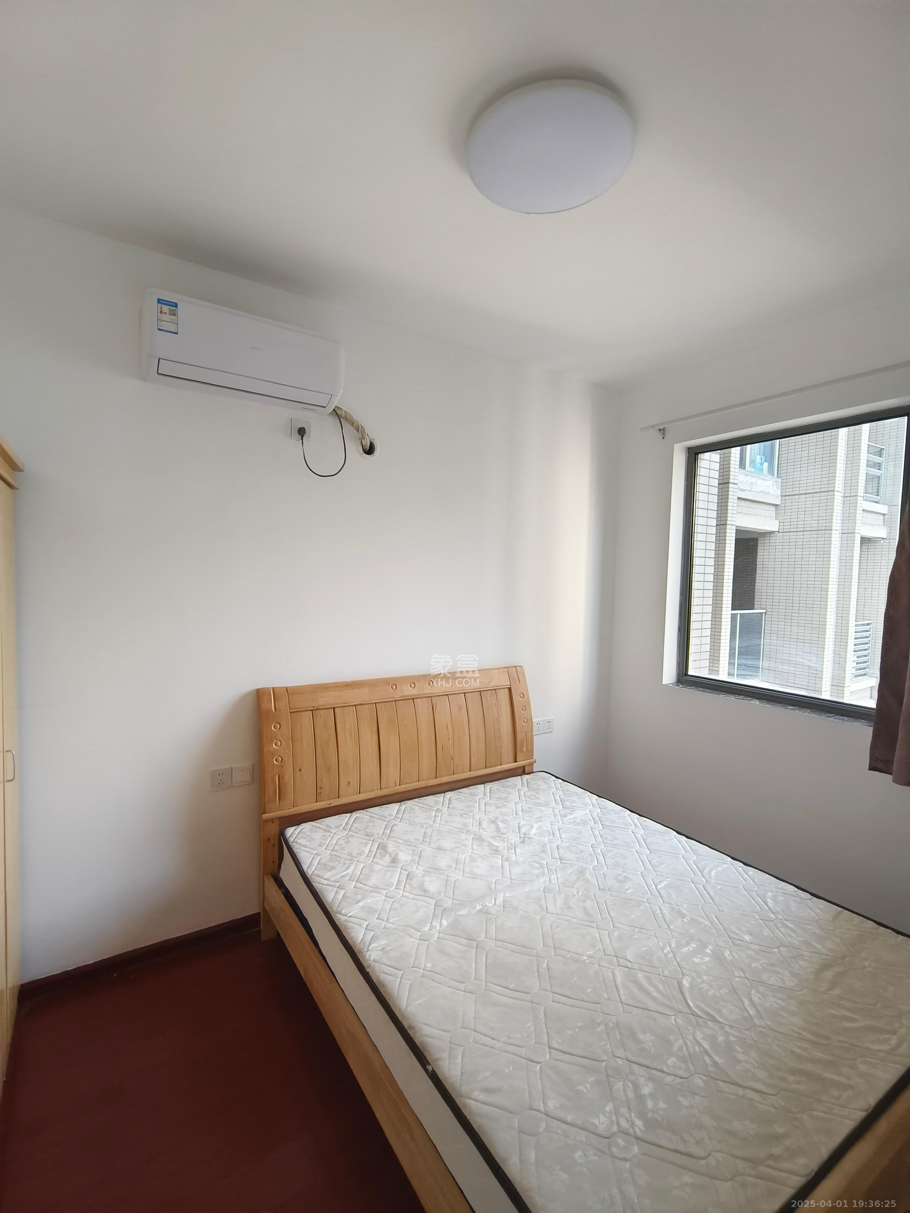 八方小区C区 4室2厅1卫 4300.0元/月 八方小区C区 4室2厅1卫 4300.0元/月室内图