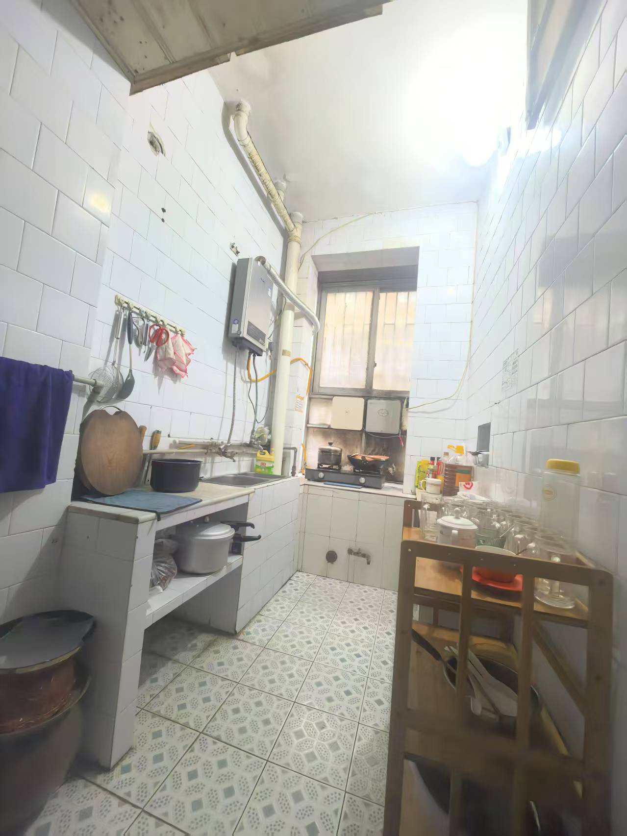 市人大政协机关大院住宅区(老市委) 4室1厅1卫 65.8万 市人大政协机关大院住宅区(老市委) 4室1厅1卫 65.8万室内图