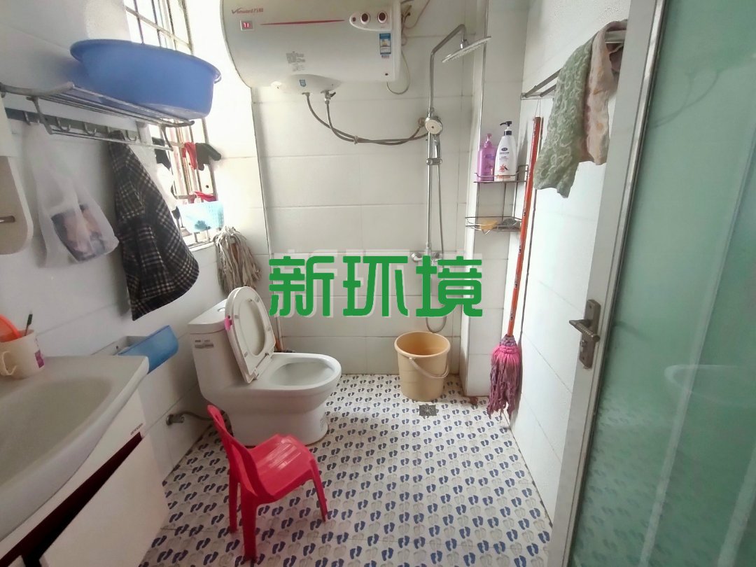 江畔佳苑  2室2厅1卫   51.00万客厅