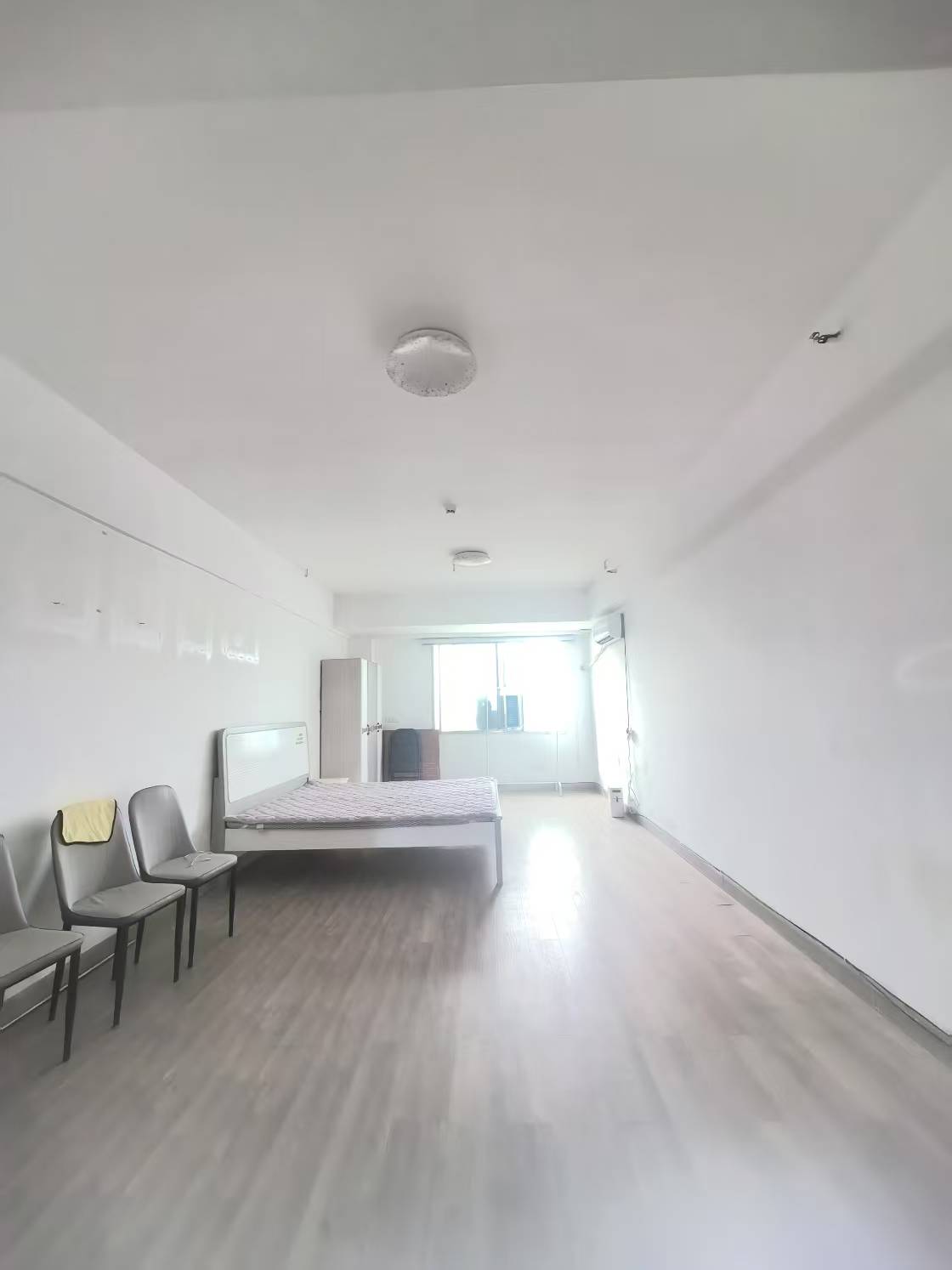 财智公馆大厦(瑞士国际酒店) 1室1厅1卫 16.8万 财智公馆大厦(瑞士国际酒店) 1室1厅1卫 16.8万室内图