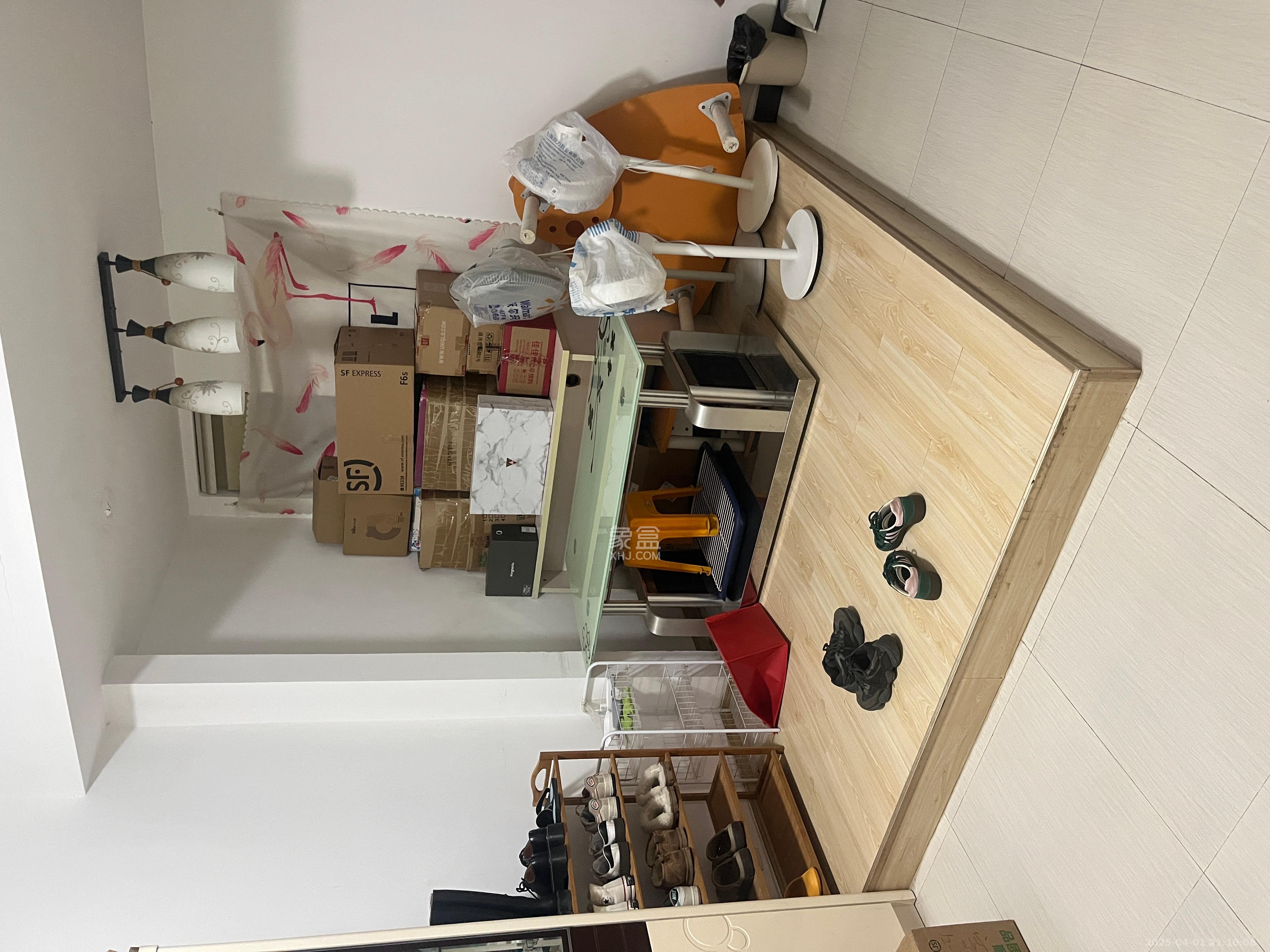 锦绣世纪 2室2厅1卫 2500.0元/月 锦绣世纪 2室2厅1卫 2500.0元/月室内图