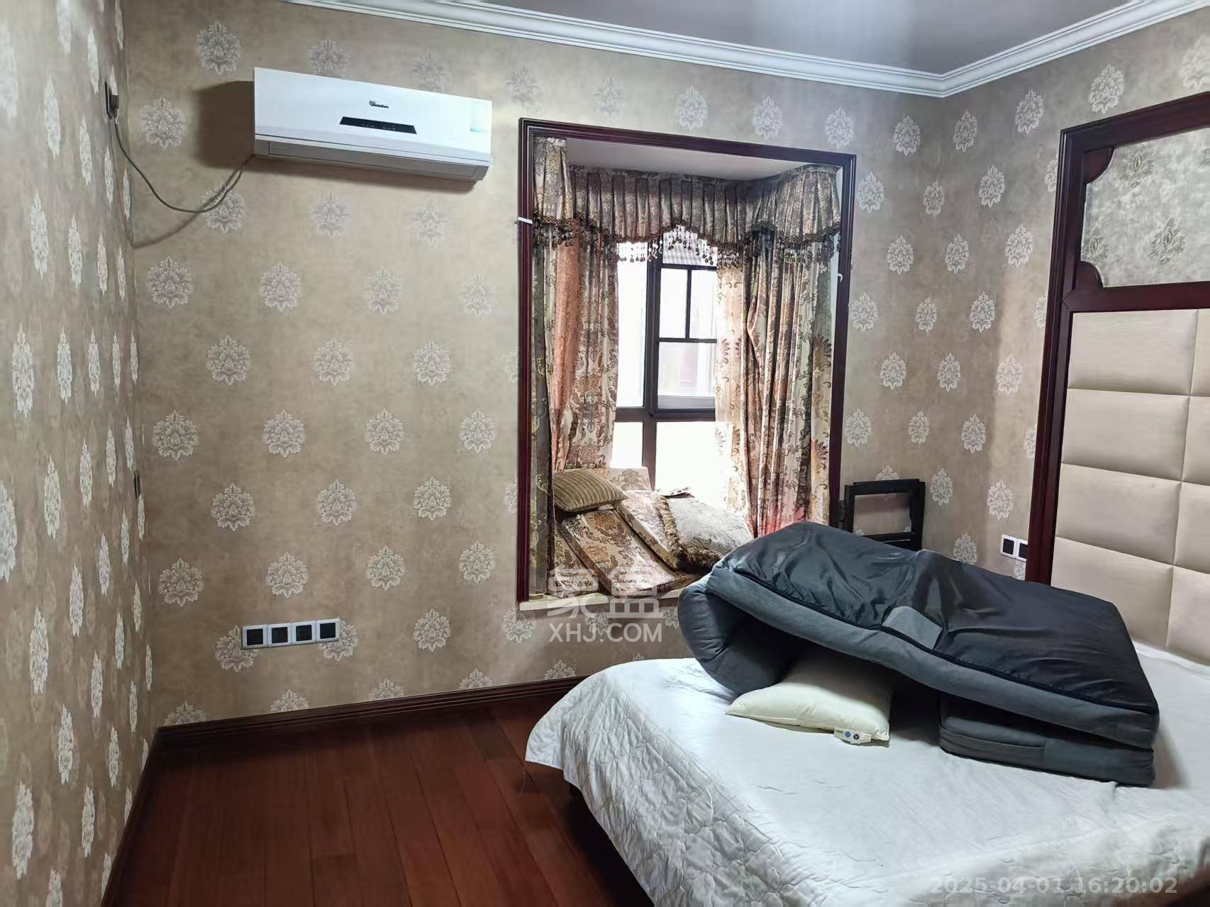 水岸世景 4室2厅2卫 2800.0元/月 水岸世景 4室2厅2卫 2800.0元/月室内图