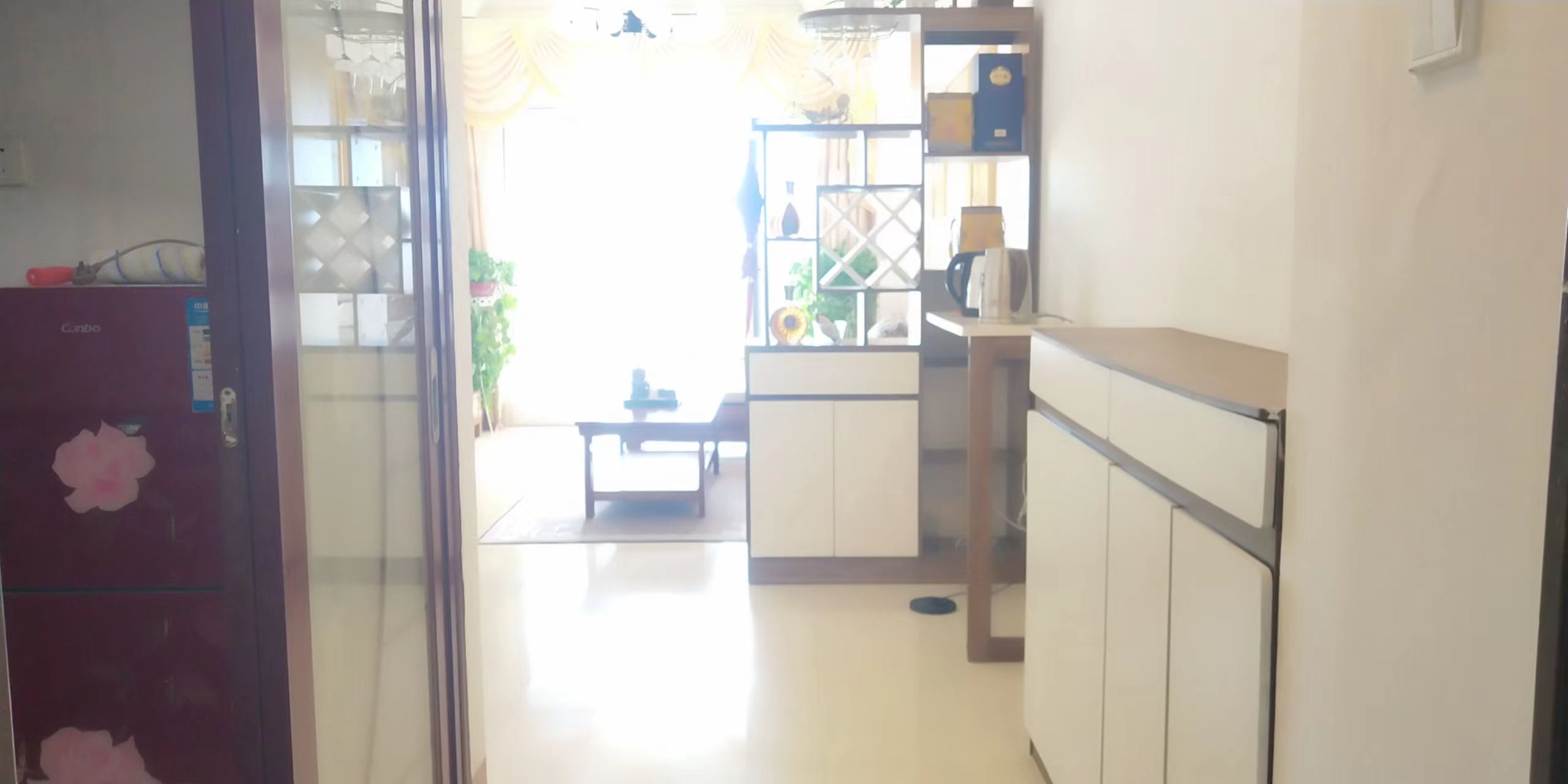 第五大道 2室1厅1卫 2600.0元/月 第五大道 2室1厅1卫 2600.0元/月室内图