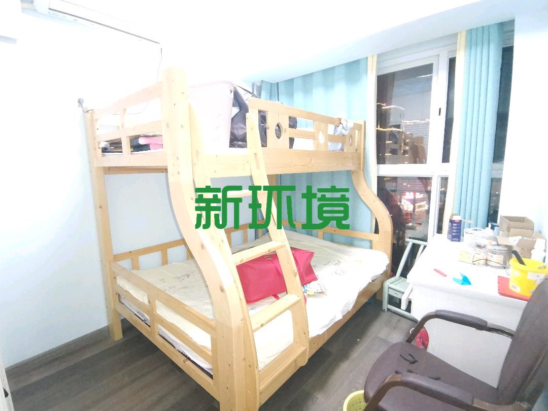 中天鹭鸶湾一期  3室2厅2卫   93.00万客厅