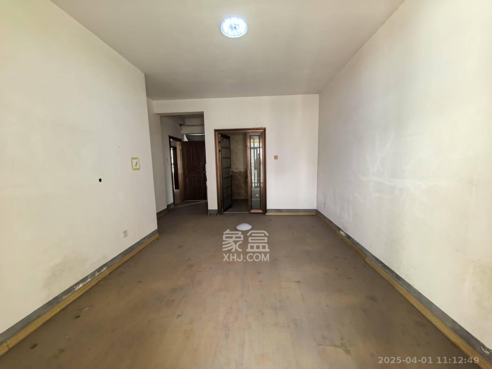 华雅花园 3室2厅1卫 3000.0元/月 华雅花园 3室2厅1卫 3000.0元/月室内图