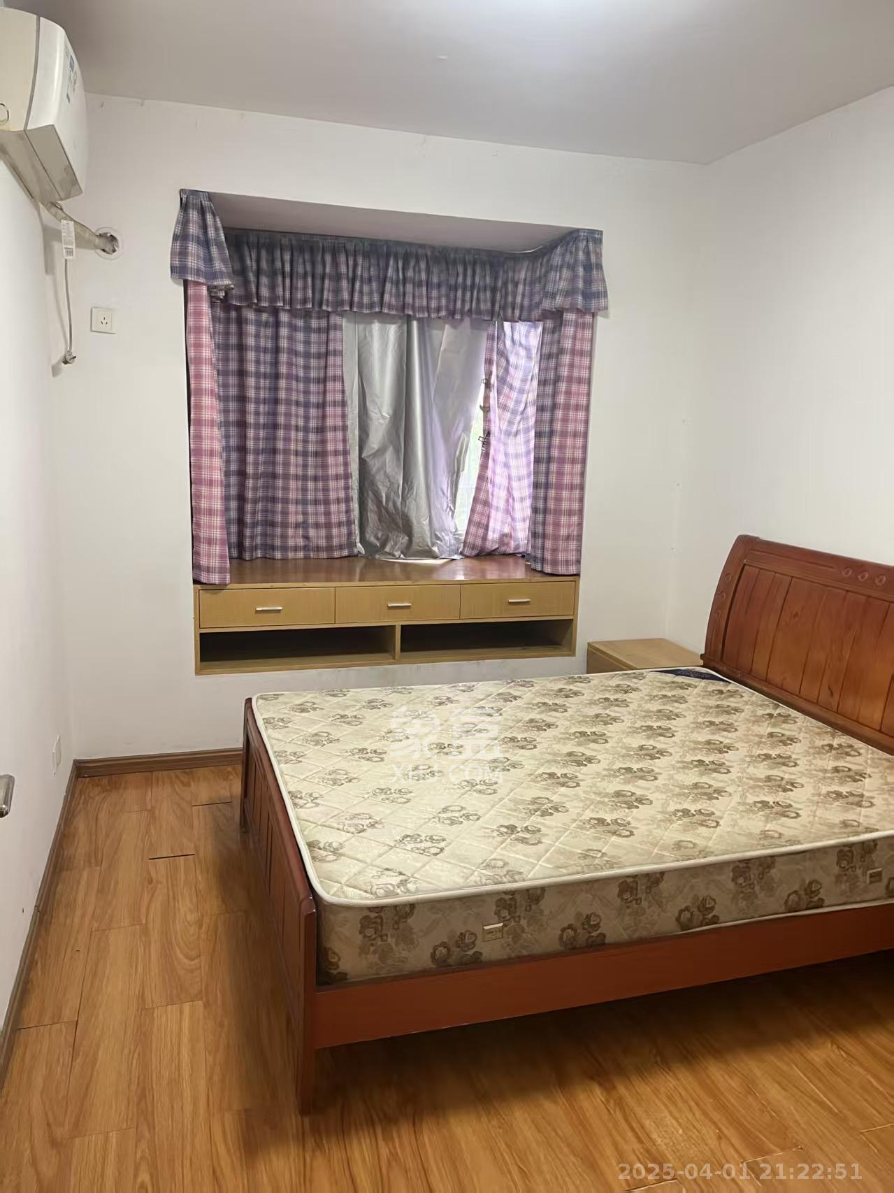 枫华府第  2室2厅1卫   1500.00元/月室内图