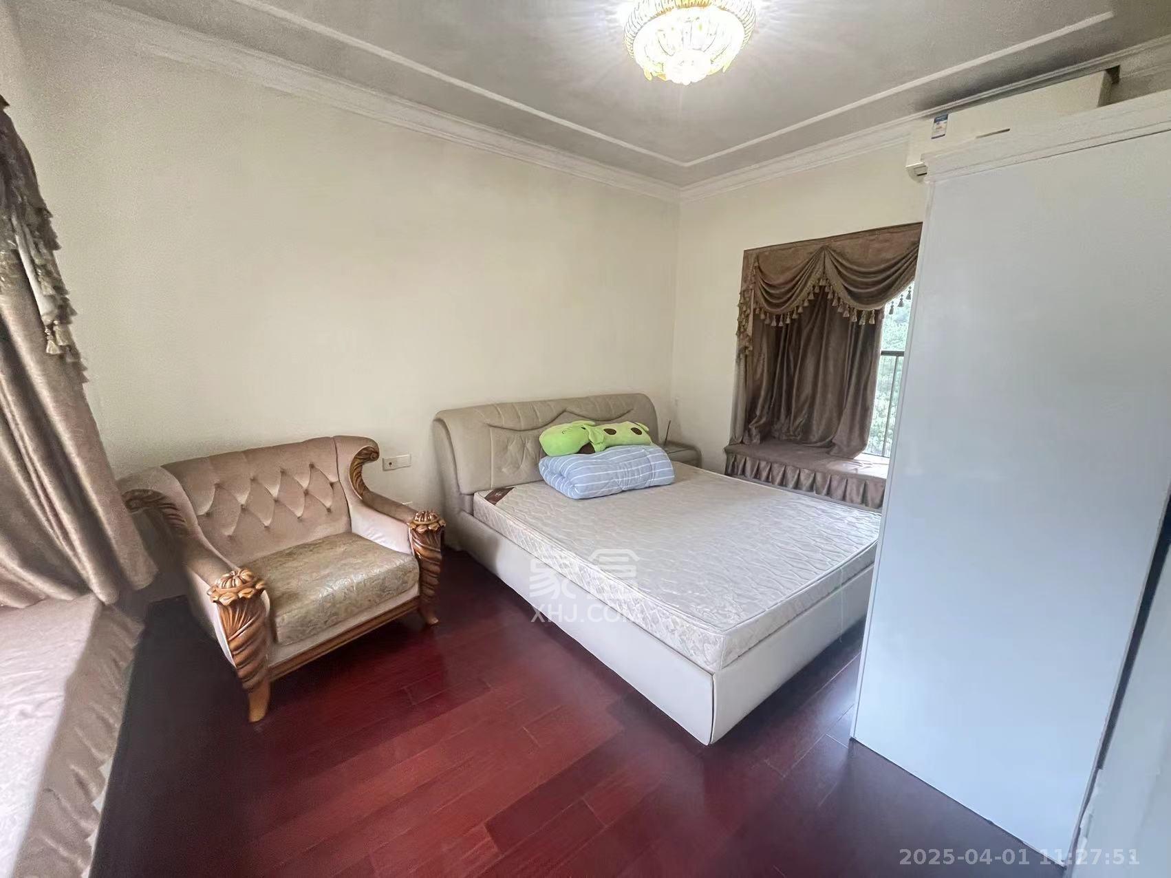 恒大城 3室2厅1卫 2200.0元/月 恒大城 3室2厅1卫 2200.0元/月室内图