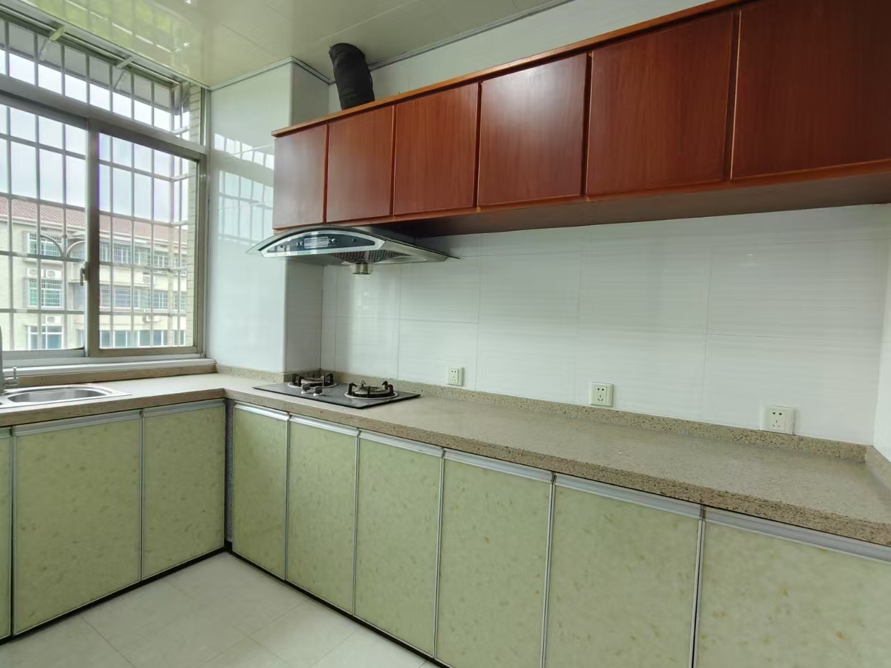 马良小区  3室2厅1卫   1500.00元/月室内图