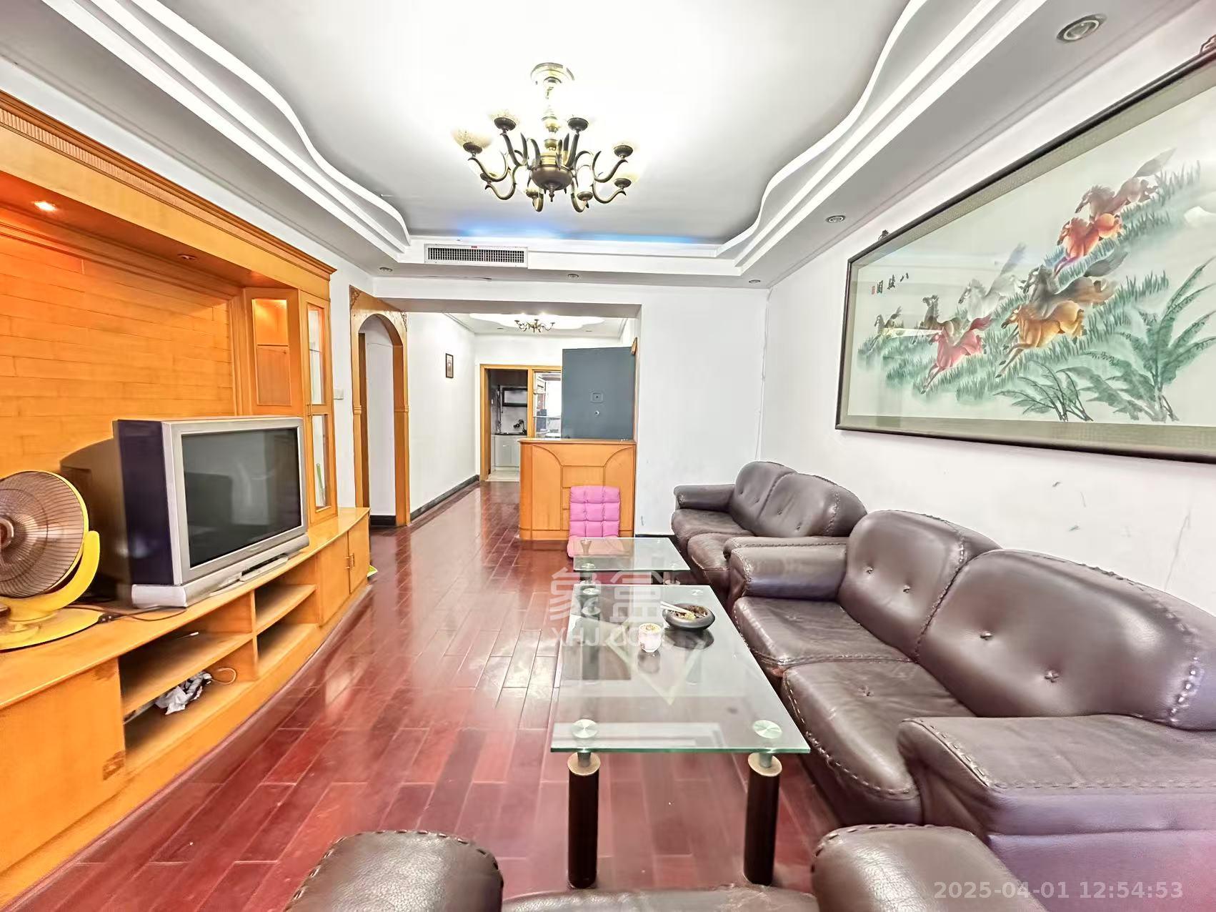 高速公路管理局宿舍 3室2厅2卫 2000.0元/月 高速公路管理局宿舍 3室2厅2卫 2000.0元/月室内图