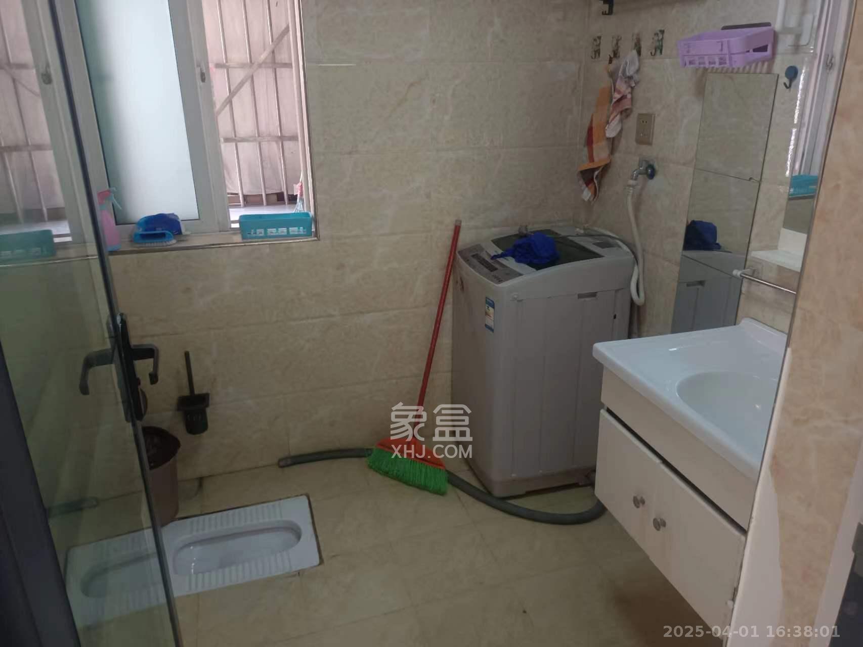 巧克力空间(建鸿达现代大厦) 2室2厅1卫 2500.0元/月 巧克力空间(建鸿达现代大厦) 2室2厅1卫 2500.0元/月室内图