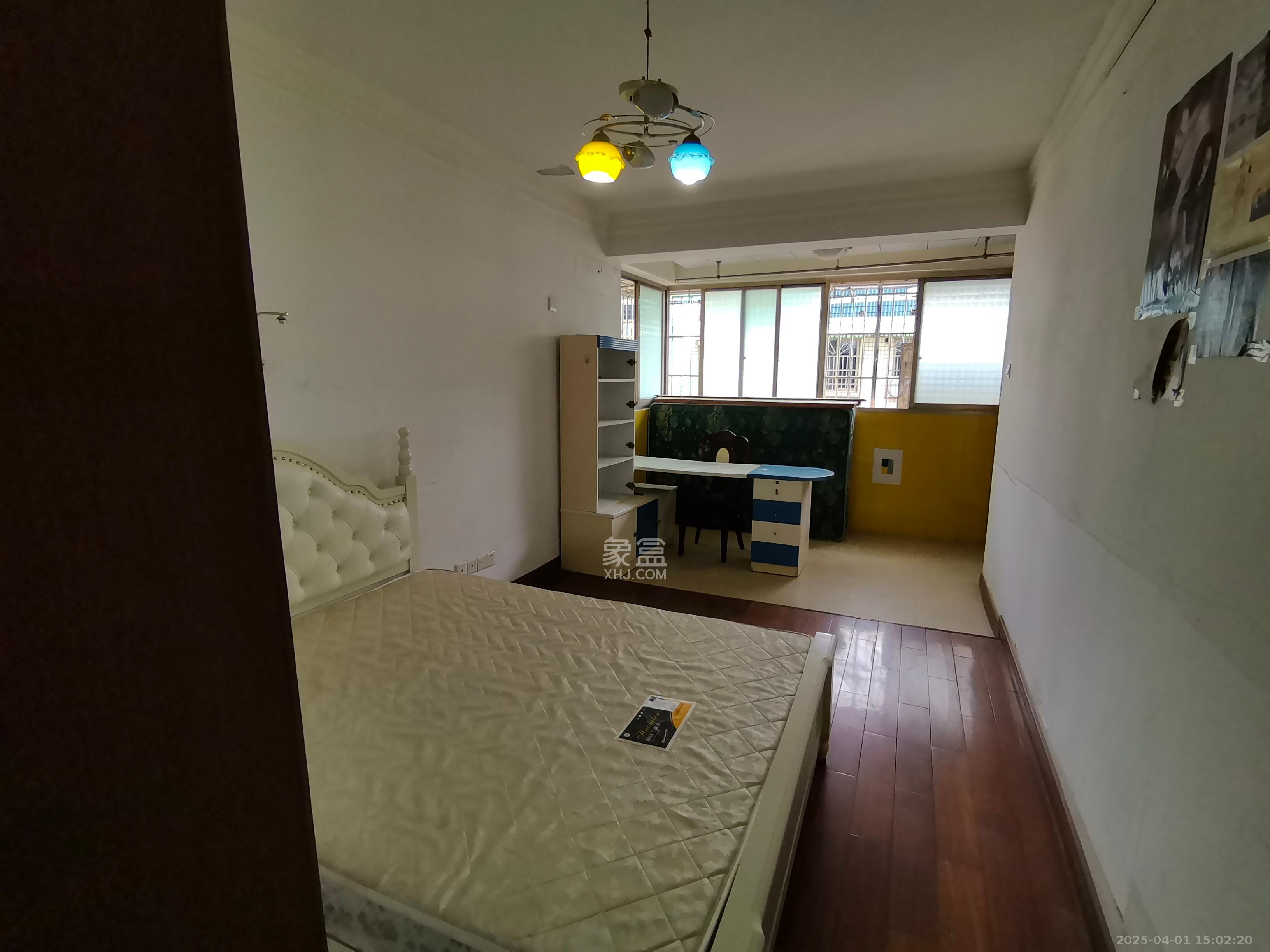 安居乐公寓 3室2厅2卫 2400.0元/月 安居乐公寓 3室2厅2卫 2400.0元/月室内图