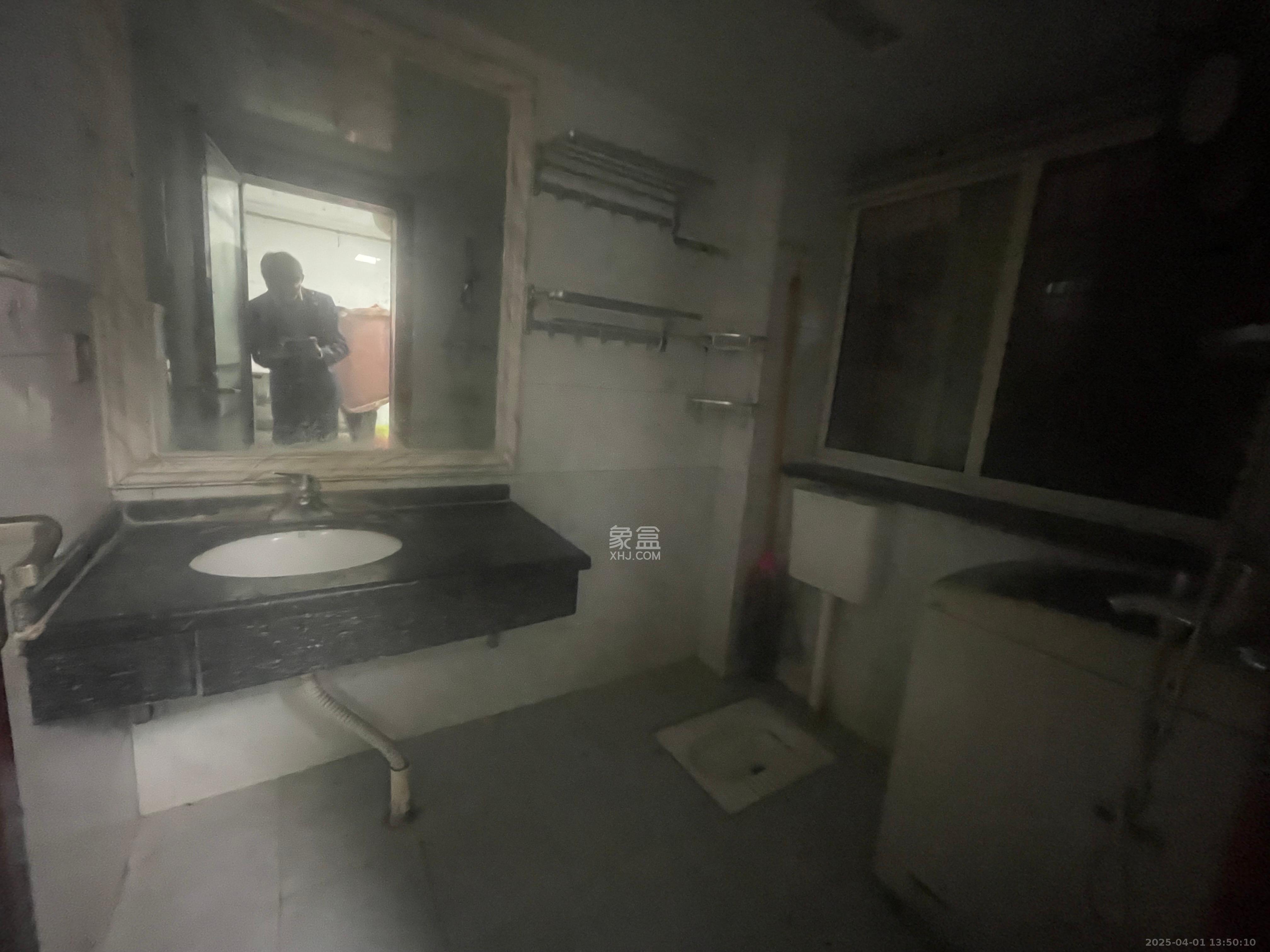 星沙六区 3室2厅2卫 1000.0元/月 星沙六区 3室2厅2卫 1000.0元/月室内图