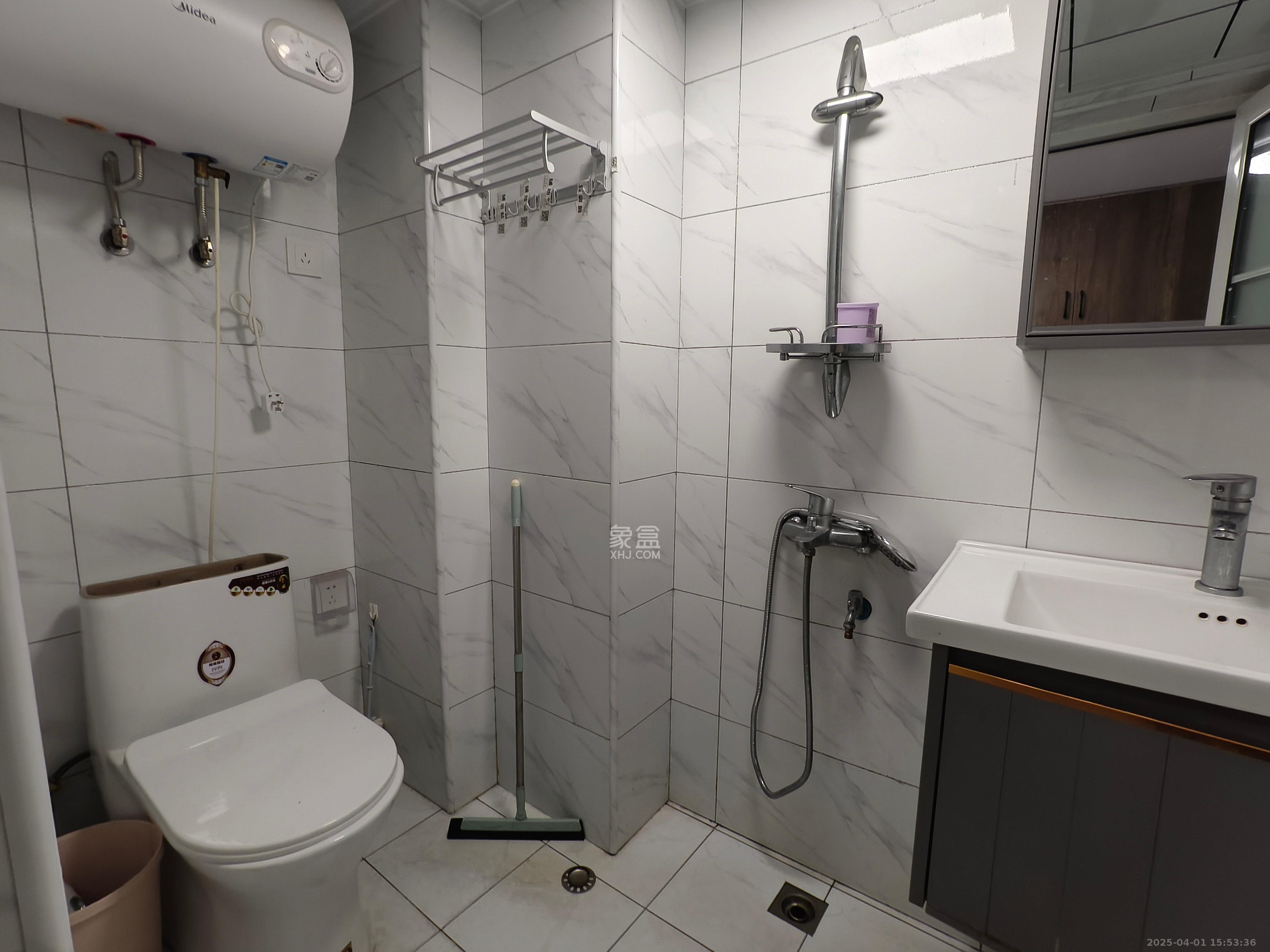 海伦春天 2室1厅1卫 1700.0元/月 海伦春天 2室1厅1卫 1700.0元/月室内图