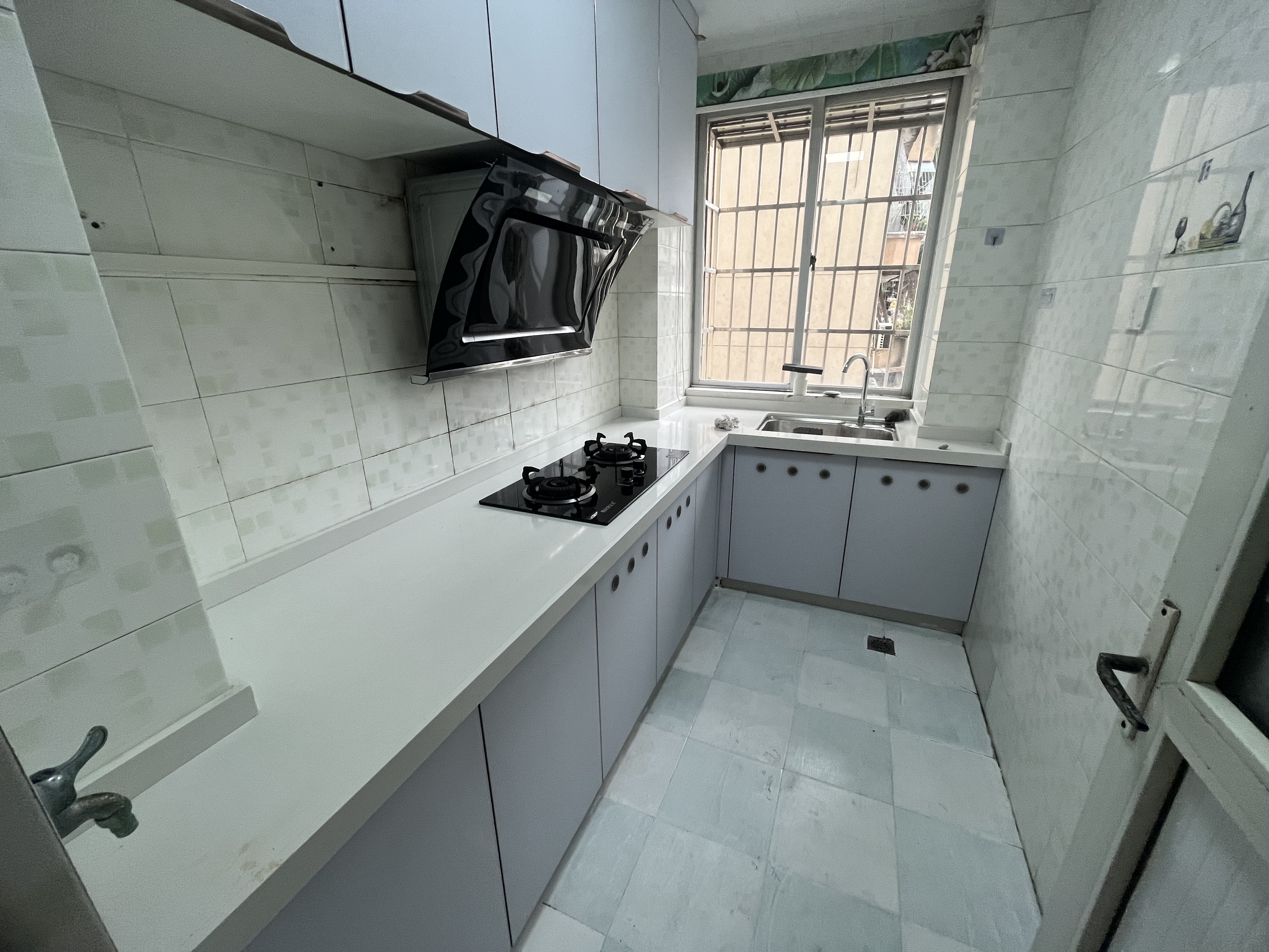 丽都花园 2室1厅1卫 88.0万 丽都花园 2室1厅1卫 88.0万客厅