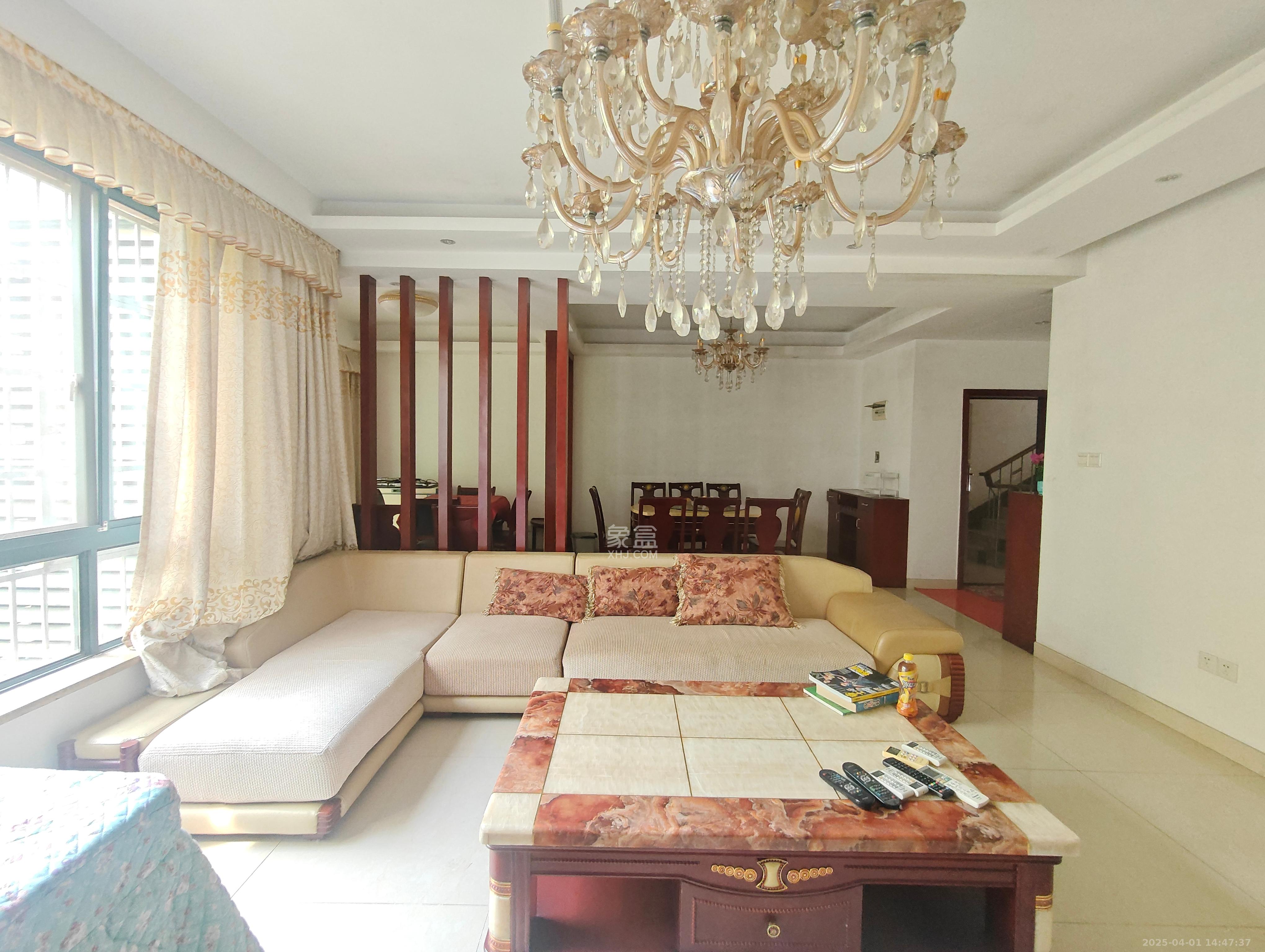 东业早安星城 3室2厅2卫 2200.0元/月 东业早安星城 3室2厅2卫 2200.0元/月室内图