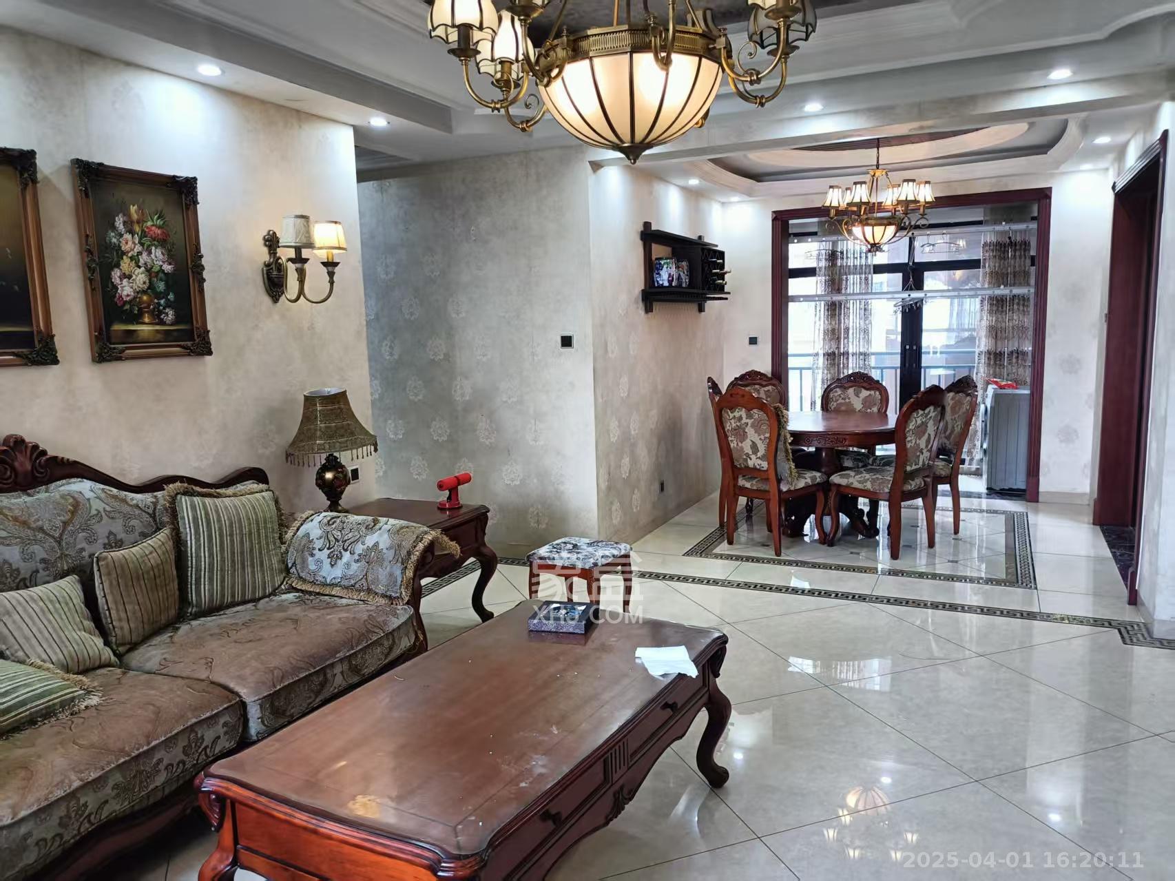 水岸世景 4室2厅2卫 2800.0元/月 水岸世景 4室2厅2卫 2800.0元/月室内图