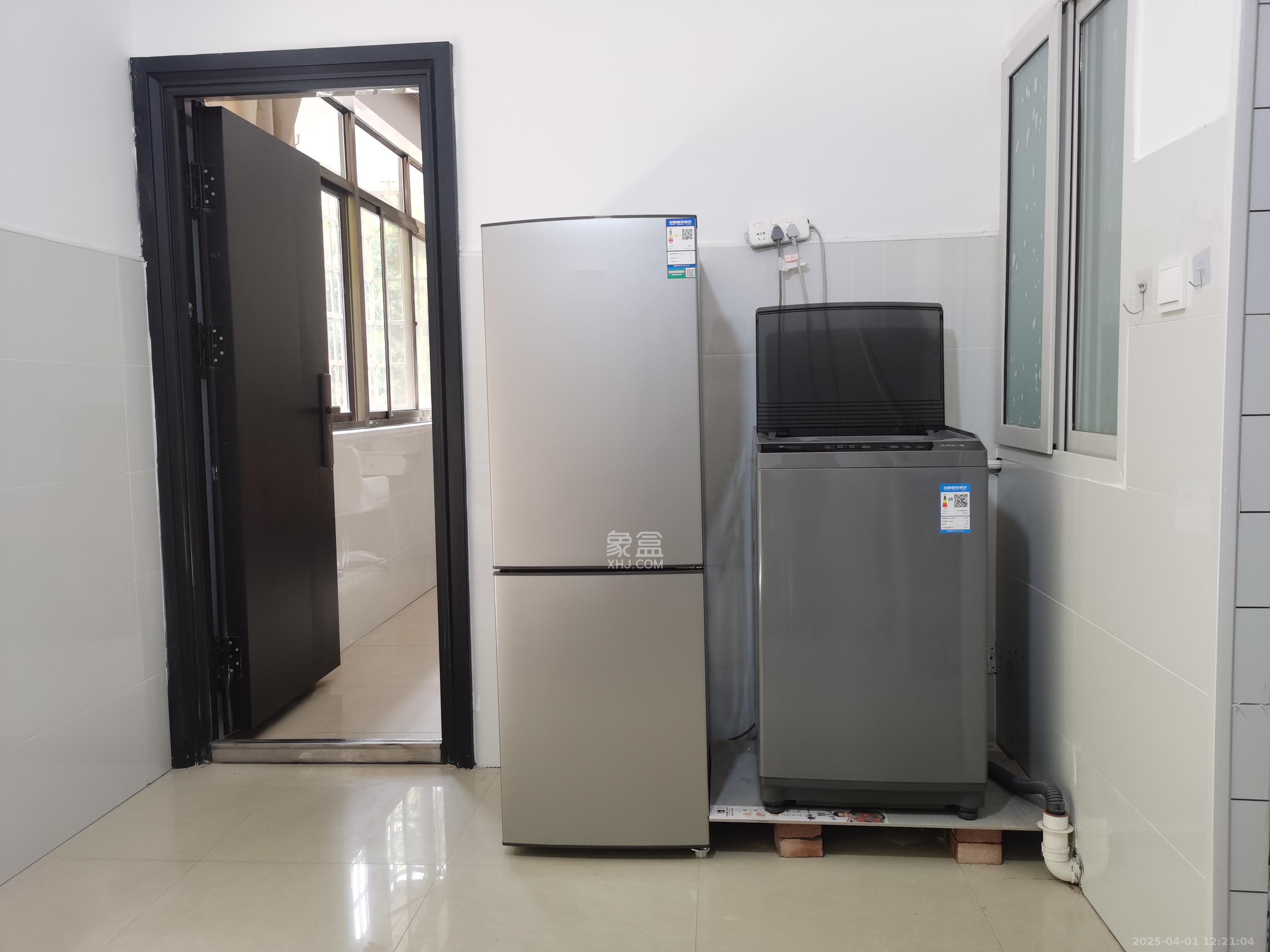 花桥钢材市场(花桥小区) 1室1厅1卫 1000.0元/月 花桥钢材市场(花桥小区) 1室1厅1卫 1000.0元/月室内图