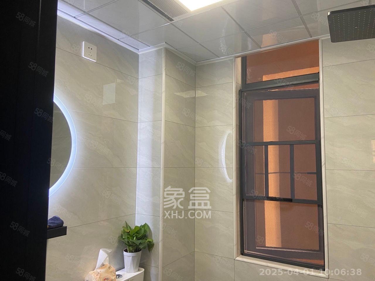 紫华郡  3室2厅1卫   2100.00元/月室内图