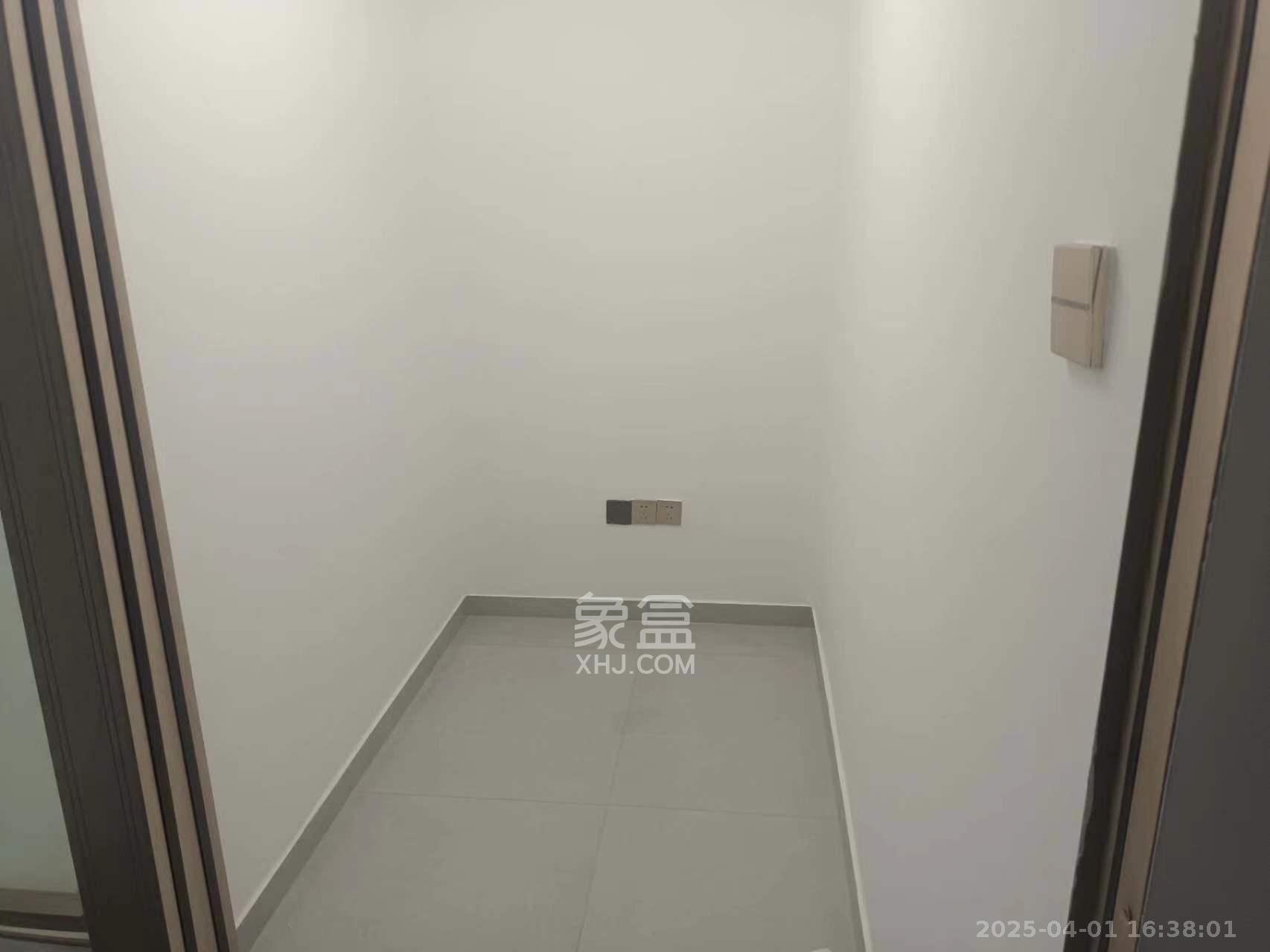 巧克力空间(建鸿达现代大厦) 2室2厅1卫 2500.0元/月 巧克力空间(建鸿达现代大厦) 2室2厅1卫 2500.0元/月室内图