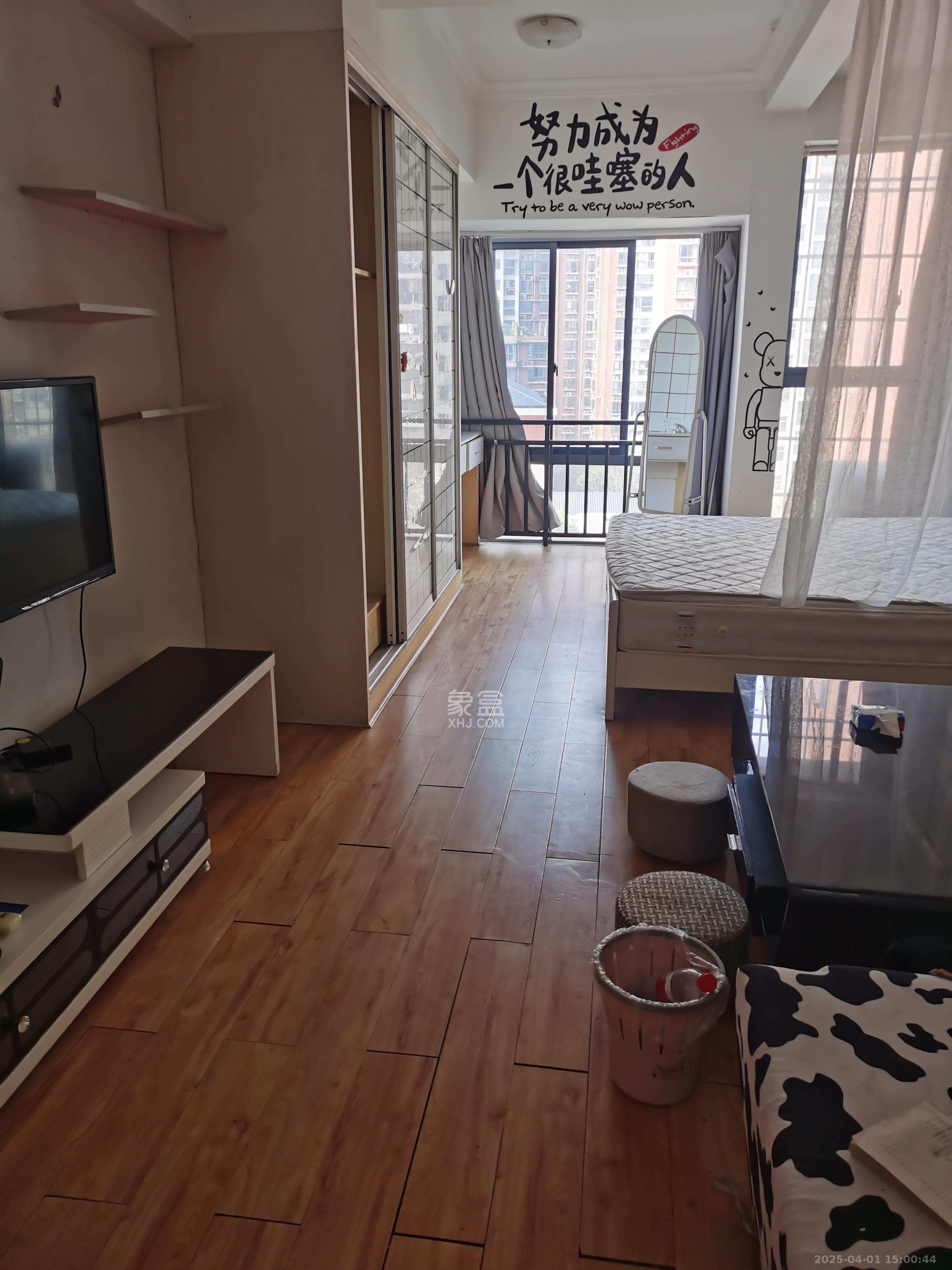 时代公馆 1室1厅1卫 1500.0元/月 时代公馆 1室1厅1卫 1500.0元/月室内图