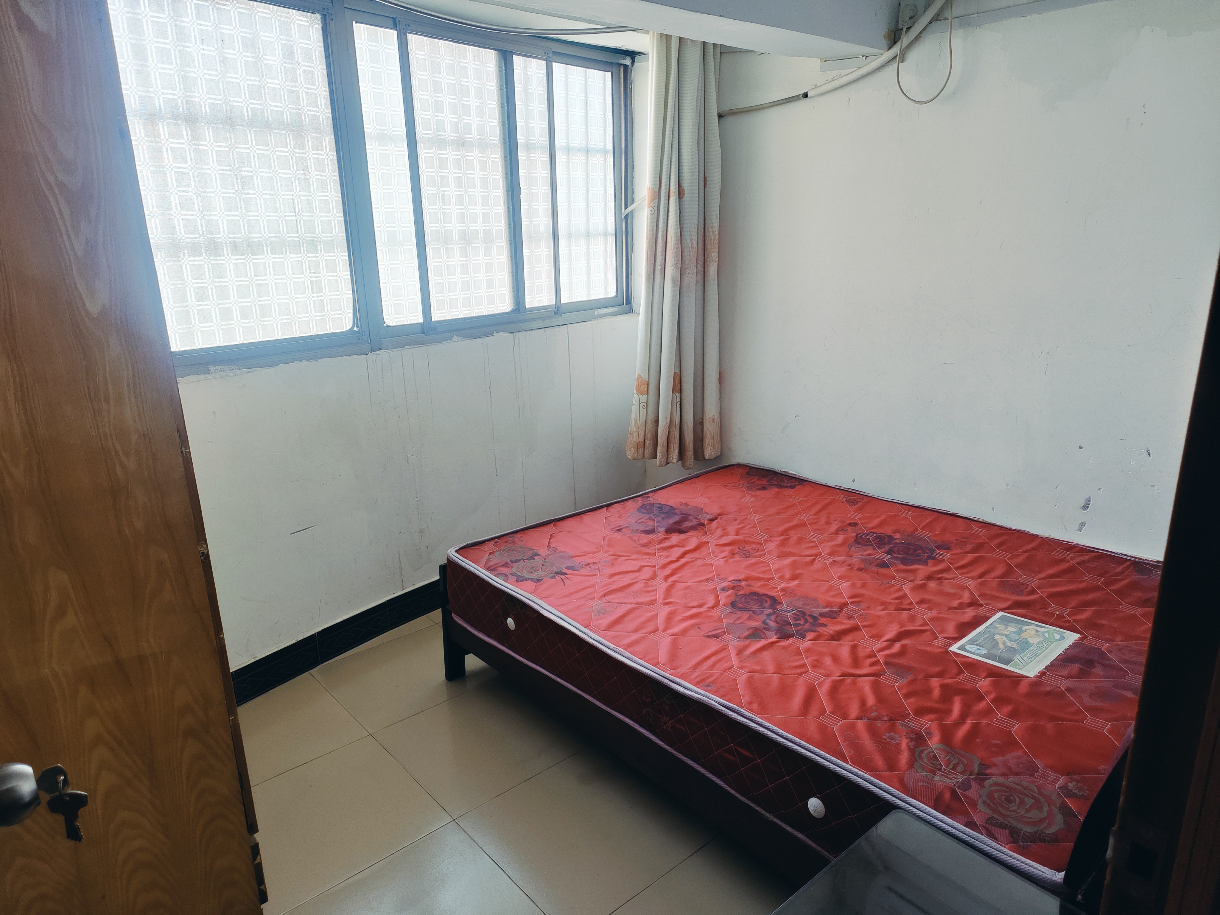 君昇花苑  1室1厅1卫    700.0元/月 君昇花苑  1室1厅1卫    700.0元/月室内图