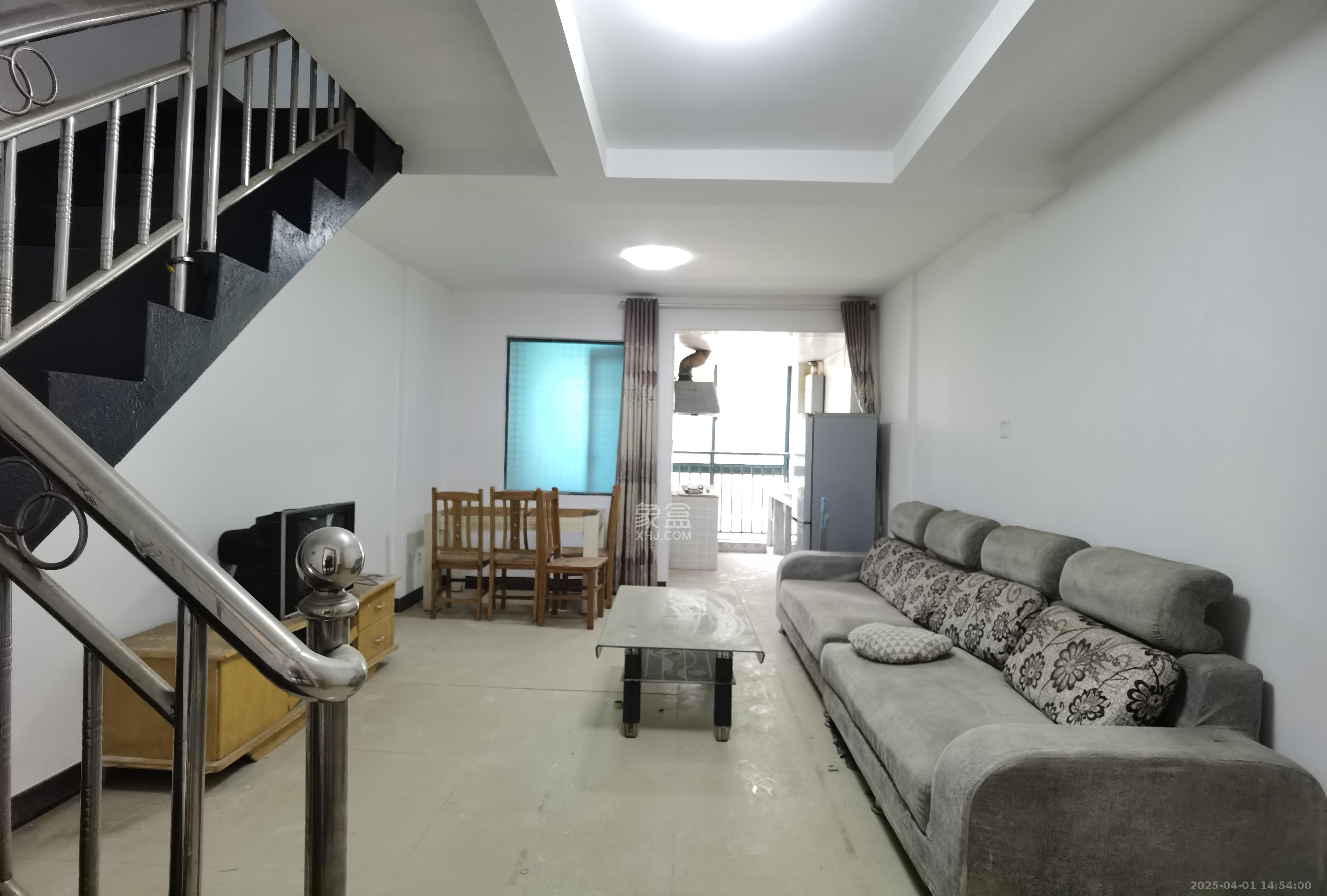 百合湖滨花园 3室1厅2卫 1100.0元/月 百合湖滨花园 3室1厅2卫 1100.0元/月室内图