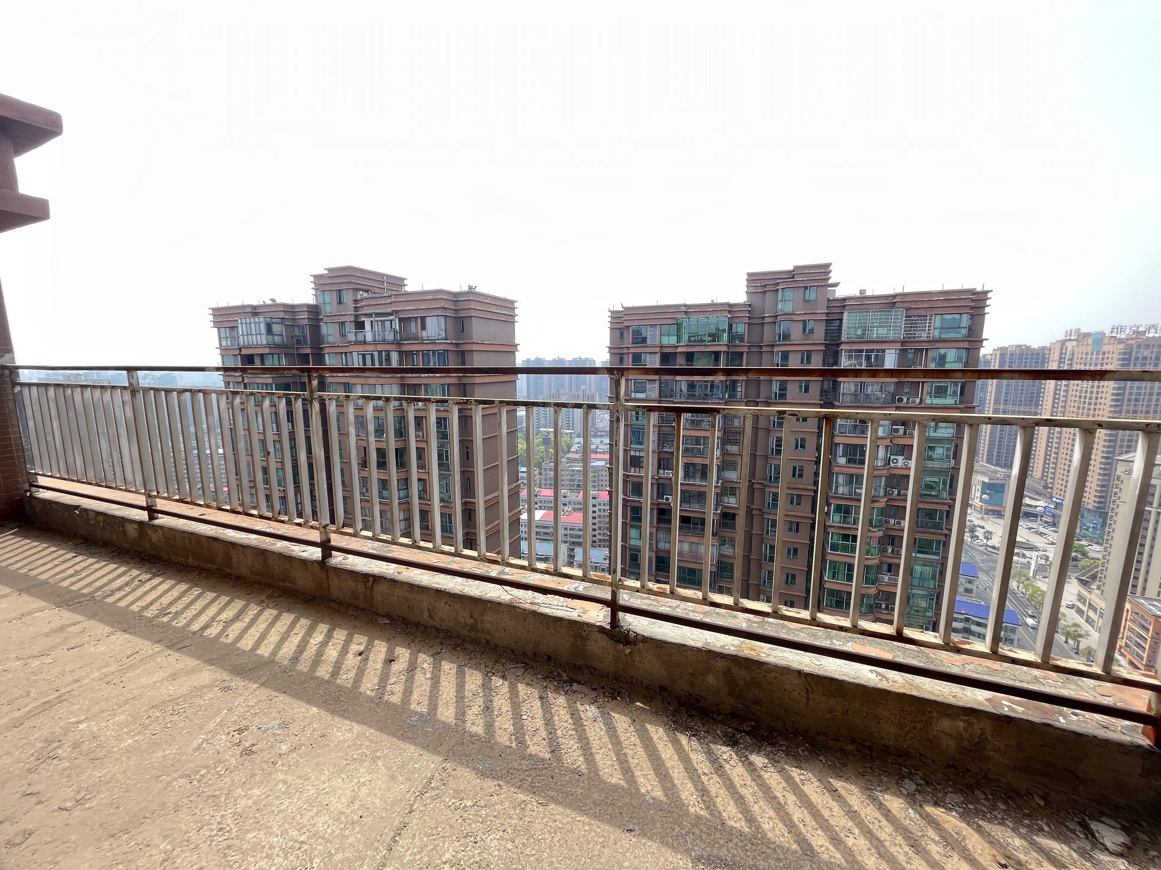 中泰峰境  5室2厅4卫   100.00万户型图